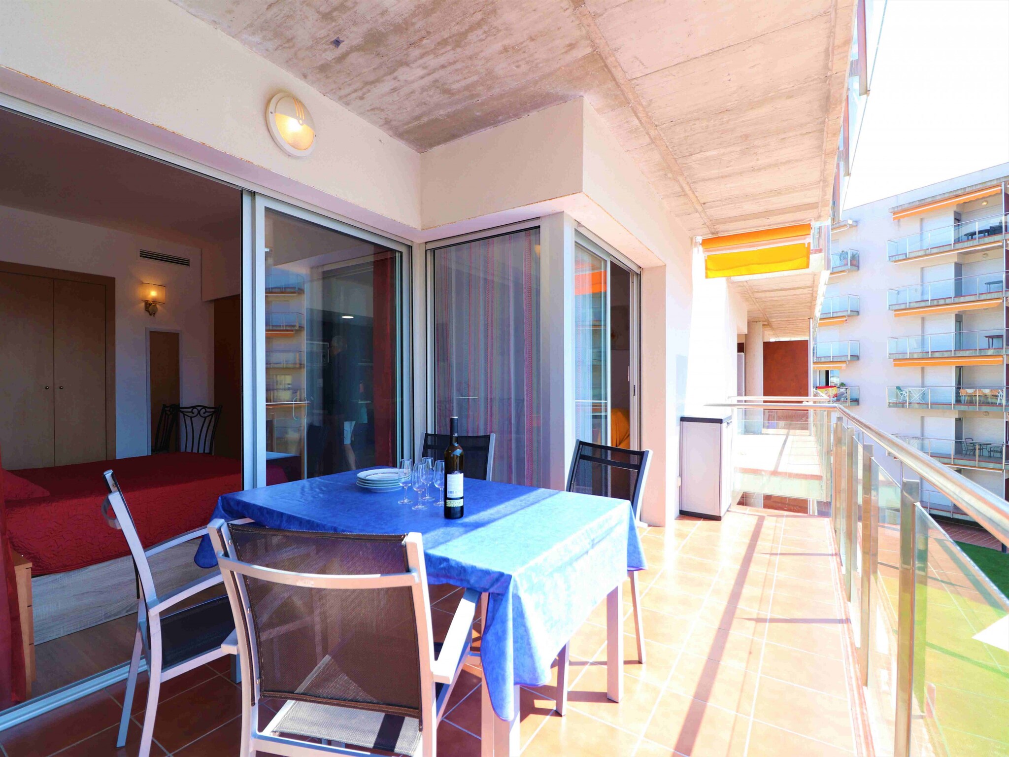 Apartamento MARINES MESTRAL  2 5 Roses