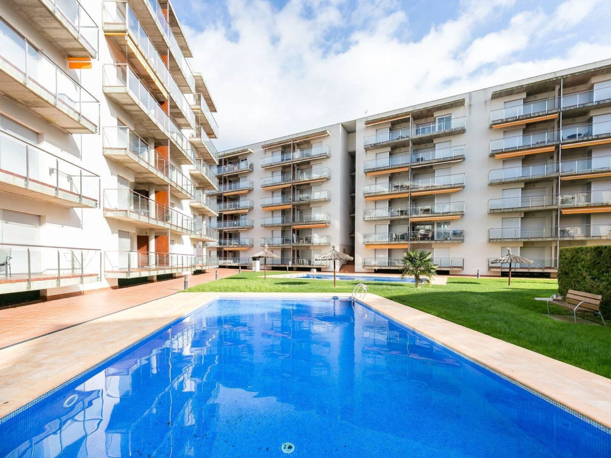 Apartamento MARINES MESTRAL  2 5 Roses
