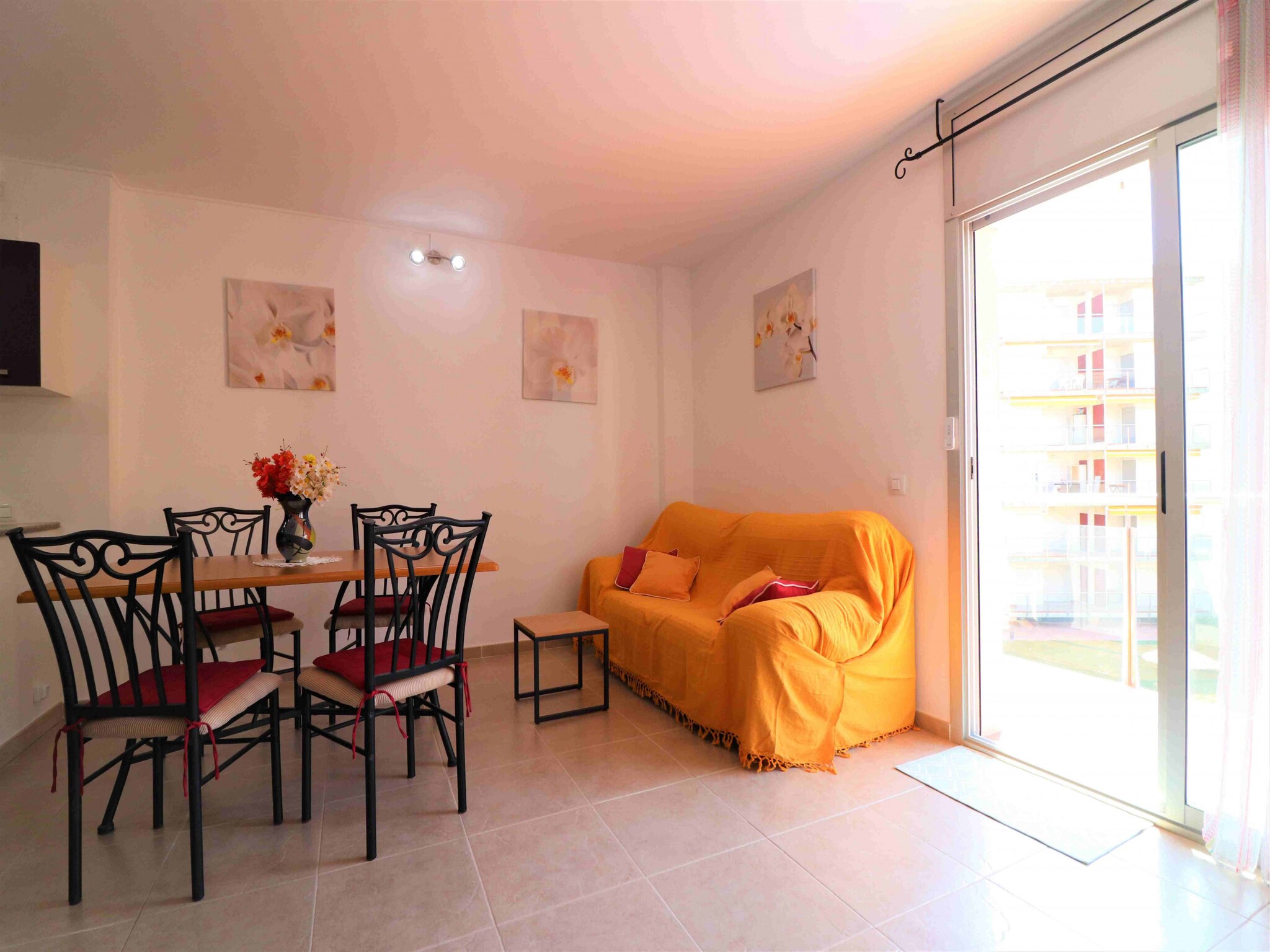 Apartamento MARINES MESTRAL  2 5 Roses