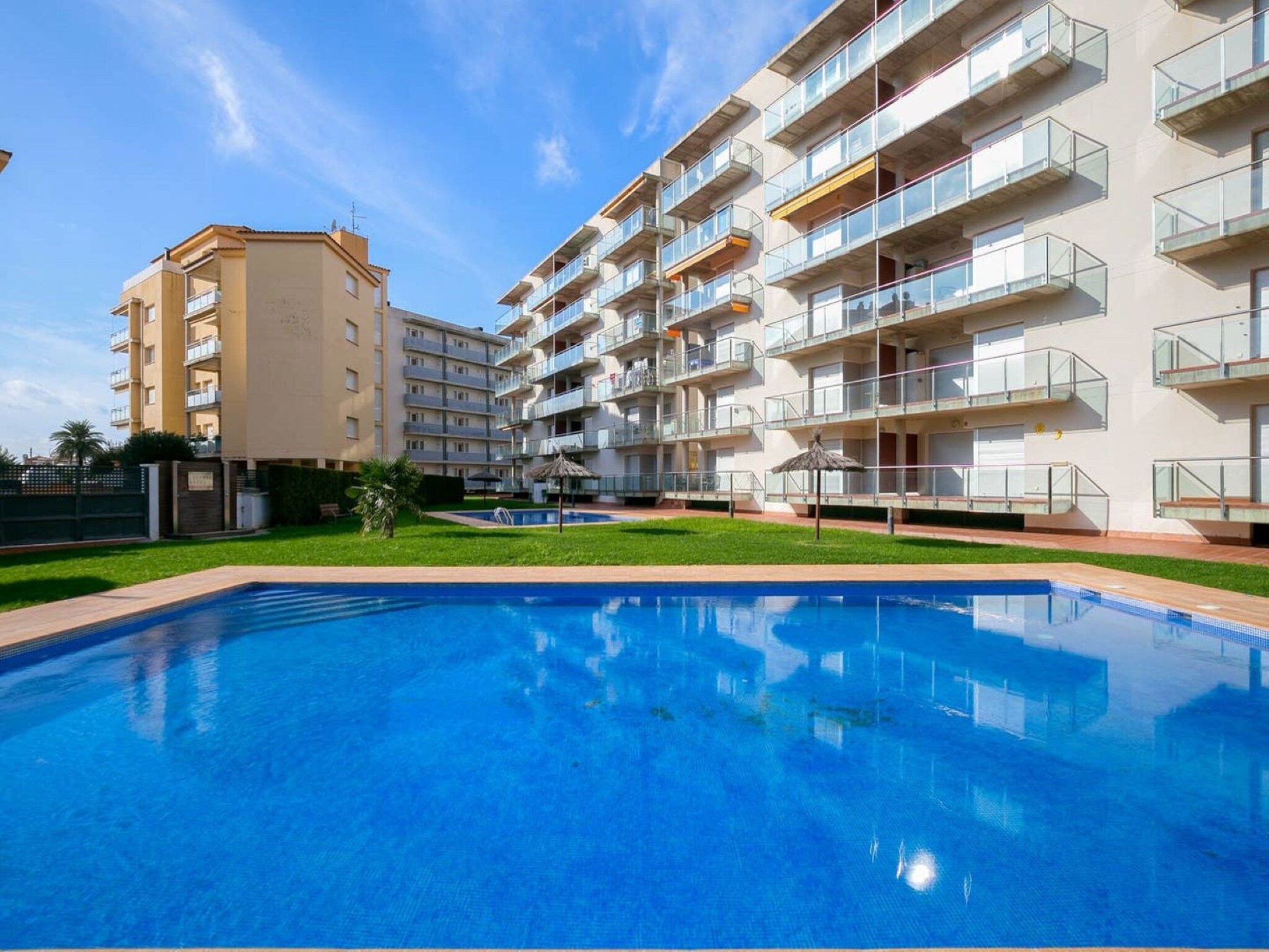 Apartamento MARINES MESTRAL  2 5 Roses