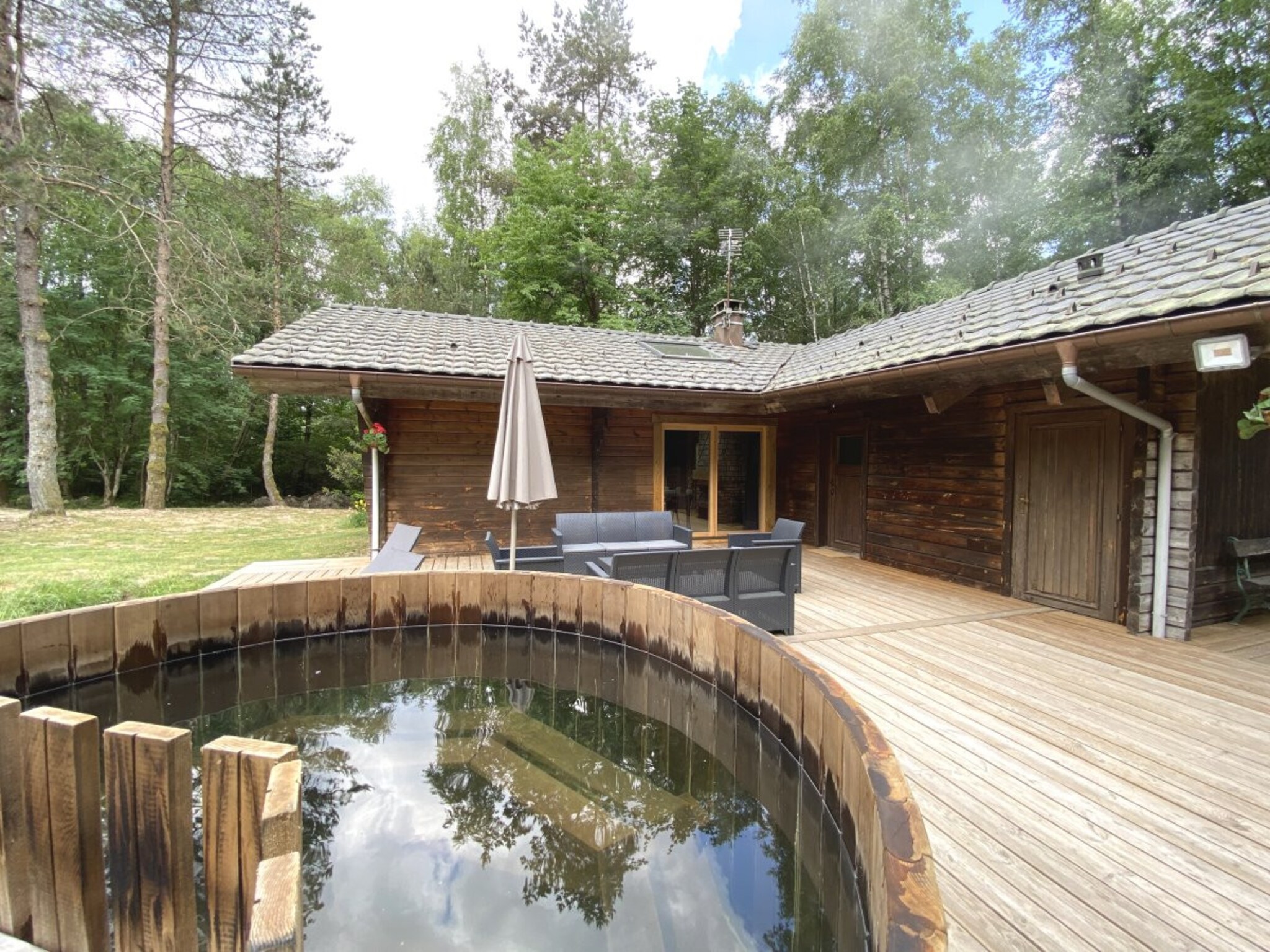 Ferienhaus LE FISHING LODGE Chalet en bois avec Bain Nordique