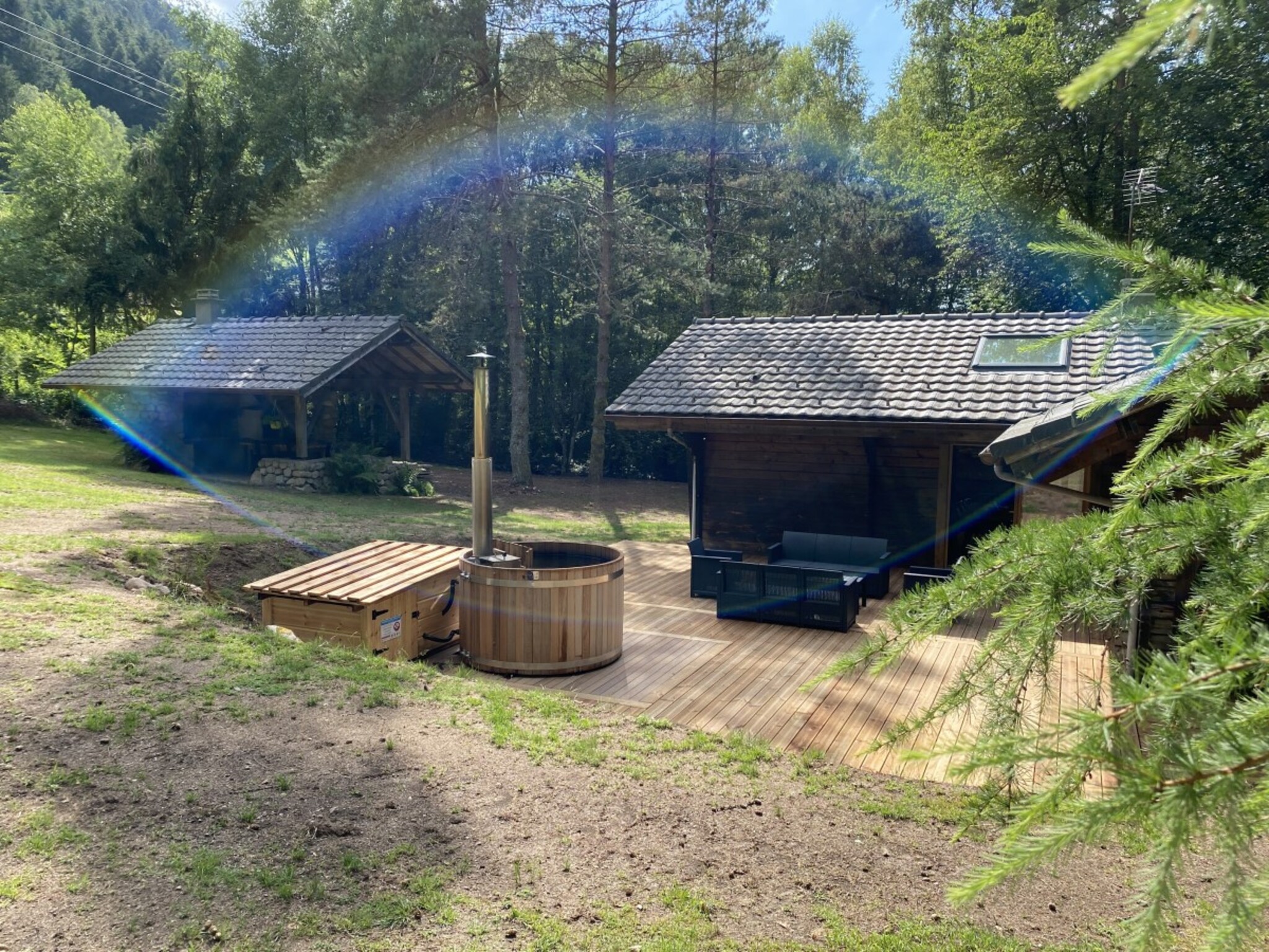 Ferienhaus LE FISHING LODGE Chalet en bois avec Bain Nordique