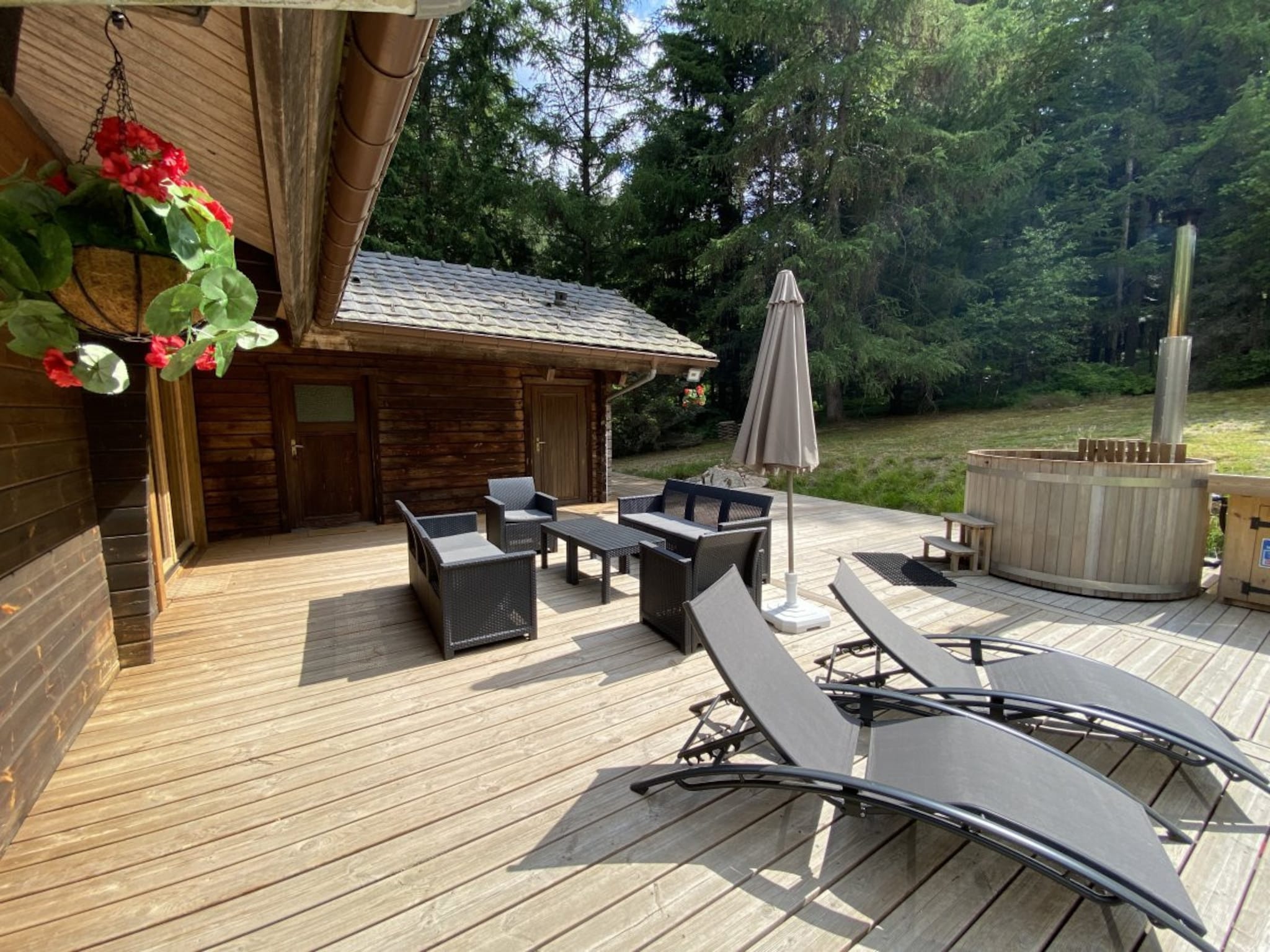 Ferienhaus LE FISHING LODGE Chalet en bois avec Bain Nordique