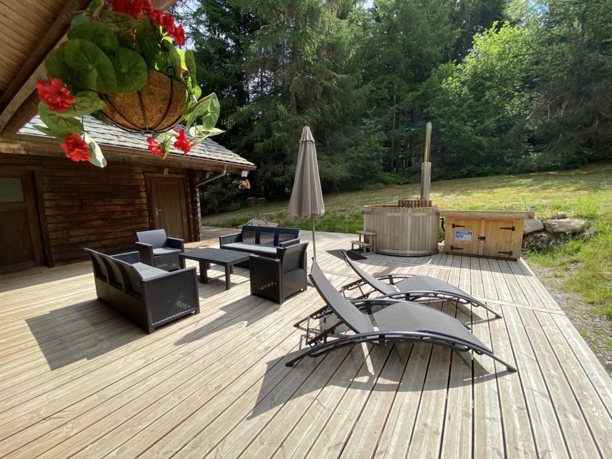 Ferienhaus LE FISHING LODGE Chalet en bois avec Bain Nordique