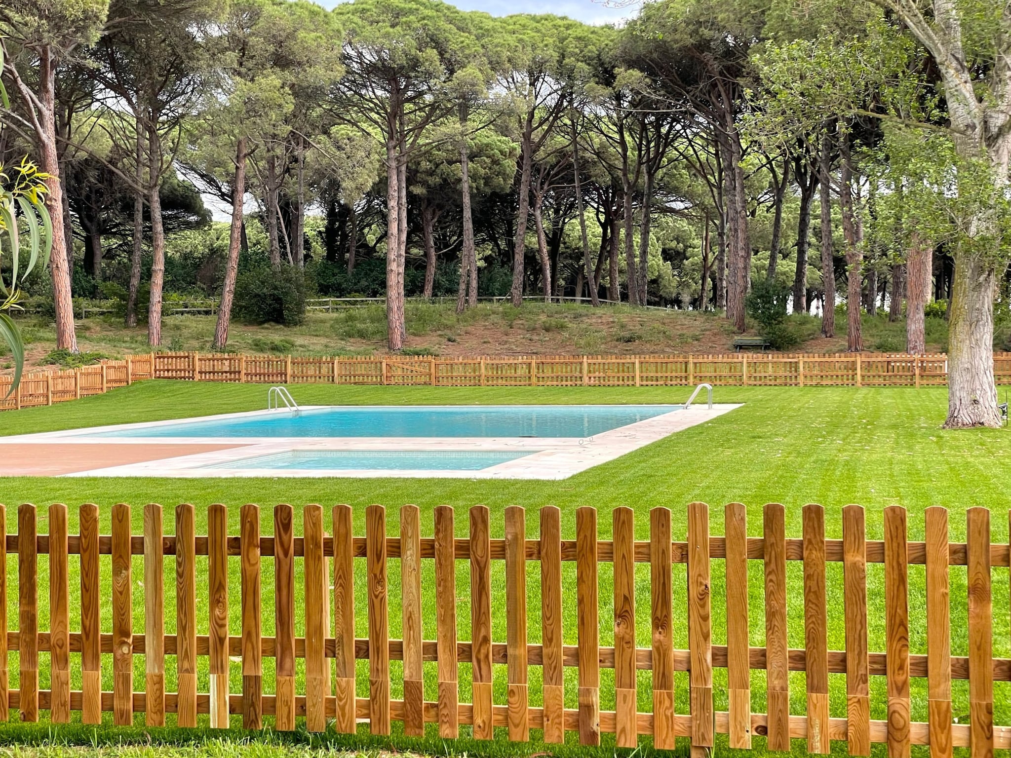   RESID.GOLF EST. 4 1-2