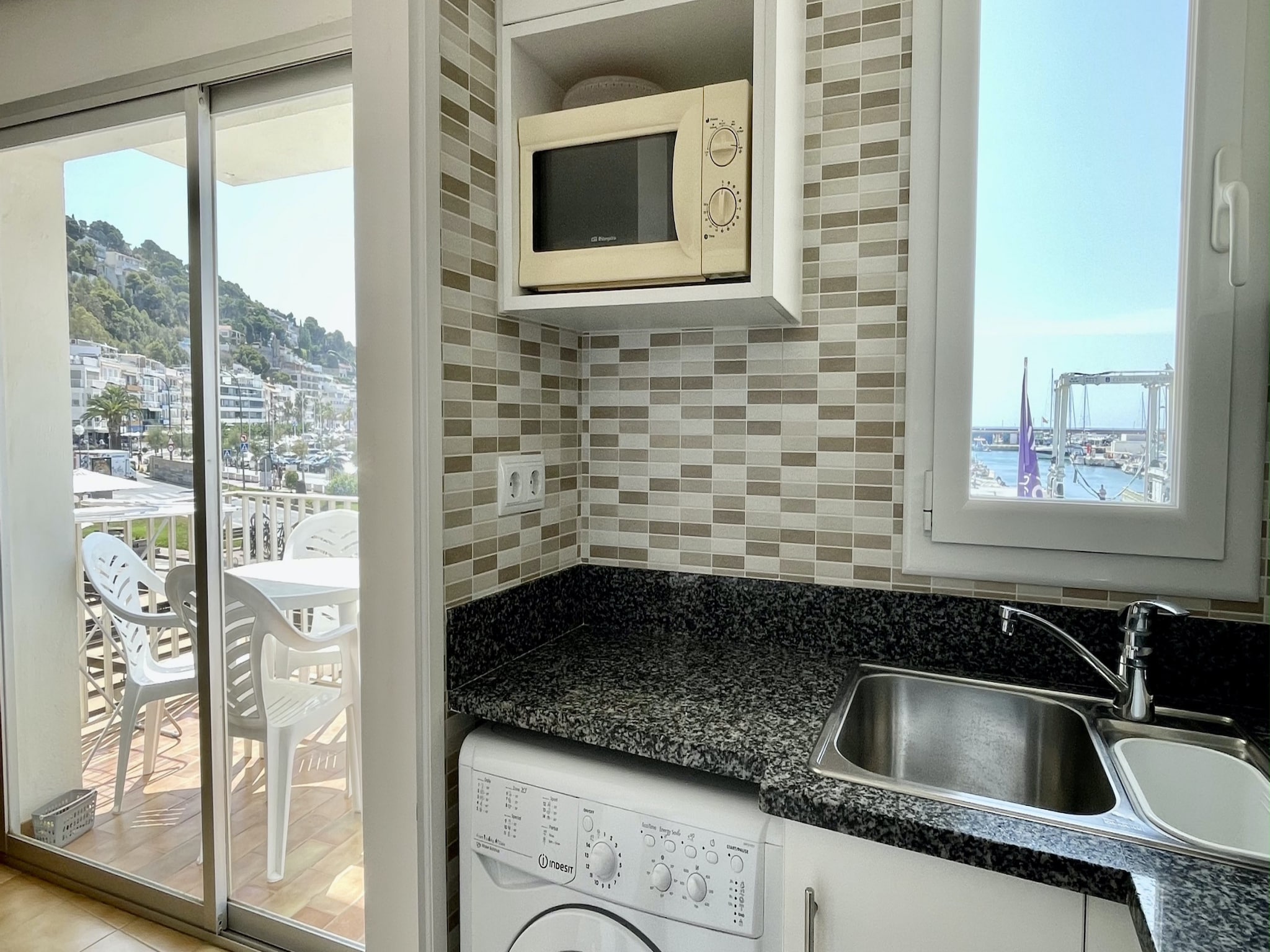 Leilighet APARTAMENT ARTS 1