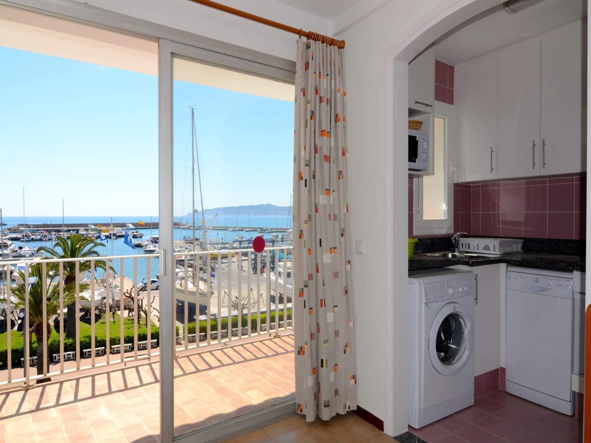 Leilighet APARTAMENT ARTS 3