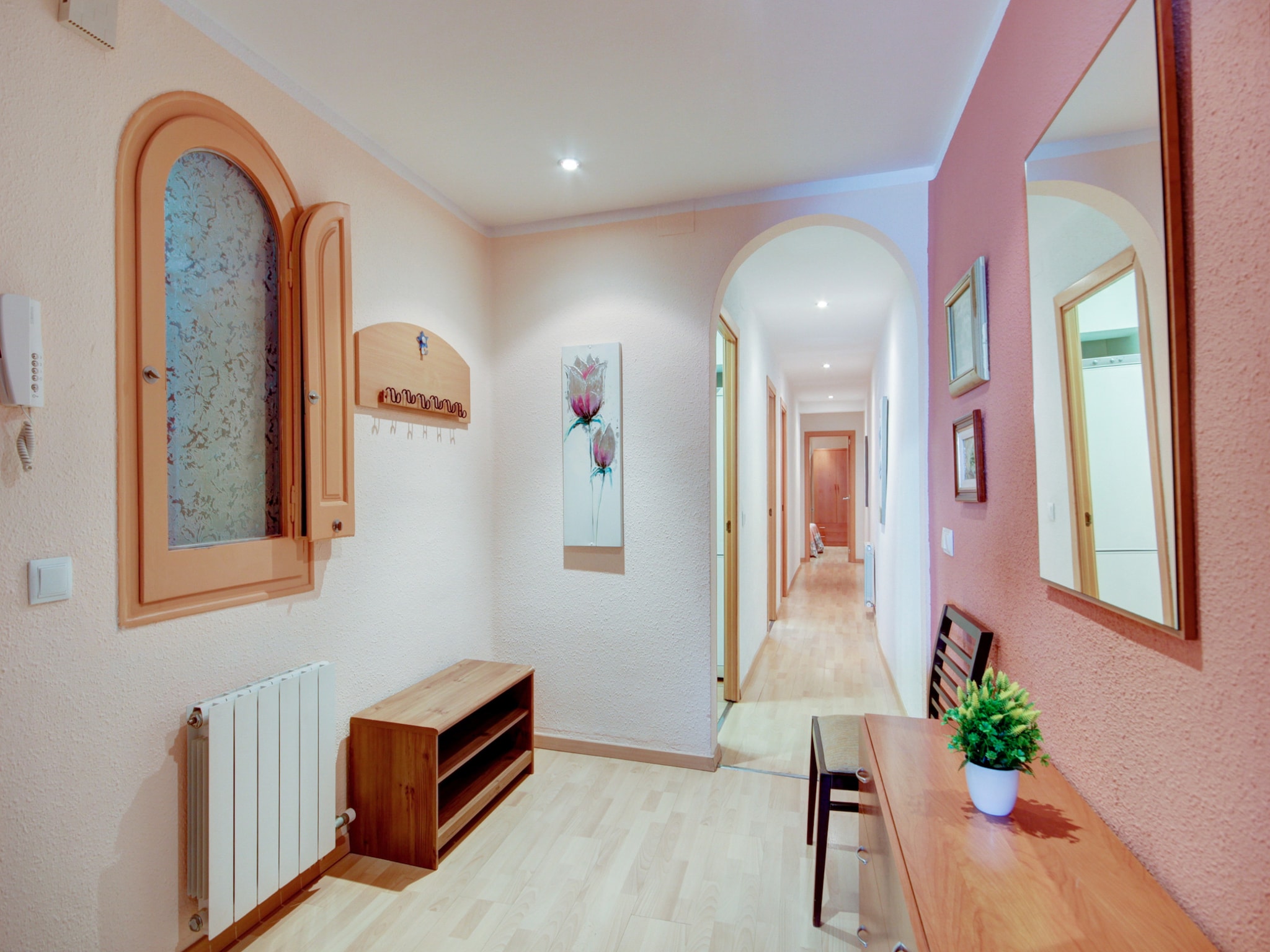 Apartment P.C. LLEVANT 3 1 Roses