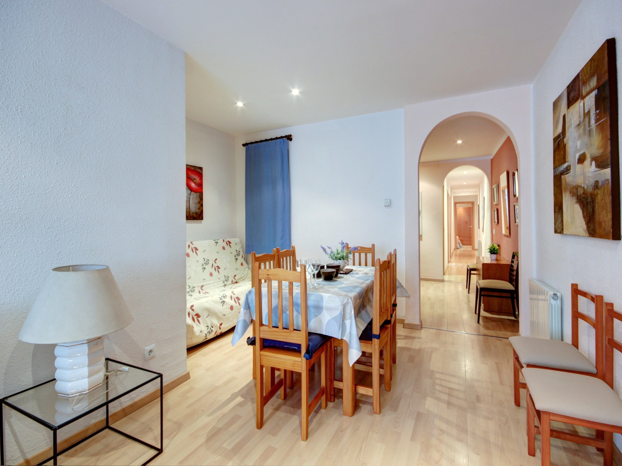 Apartment P.C. LLEVANT 3 1 Roses