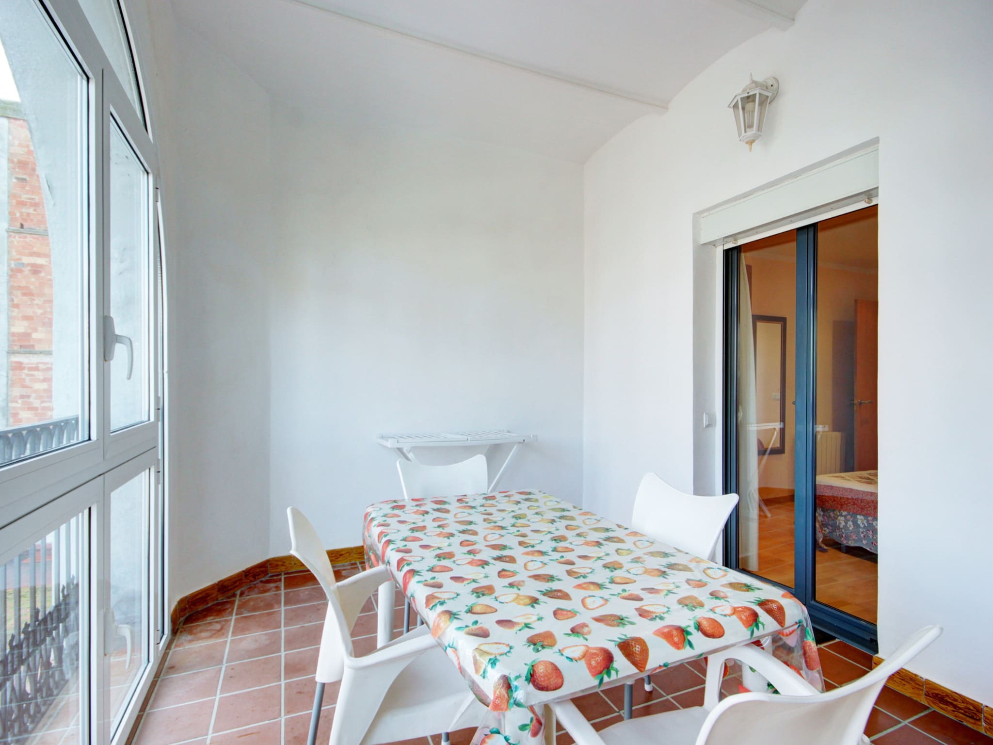 Apartment P.C. LLEVANT 3 1 Roses