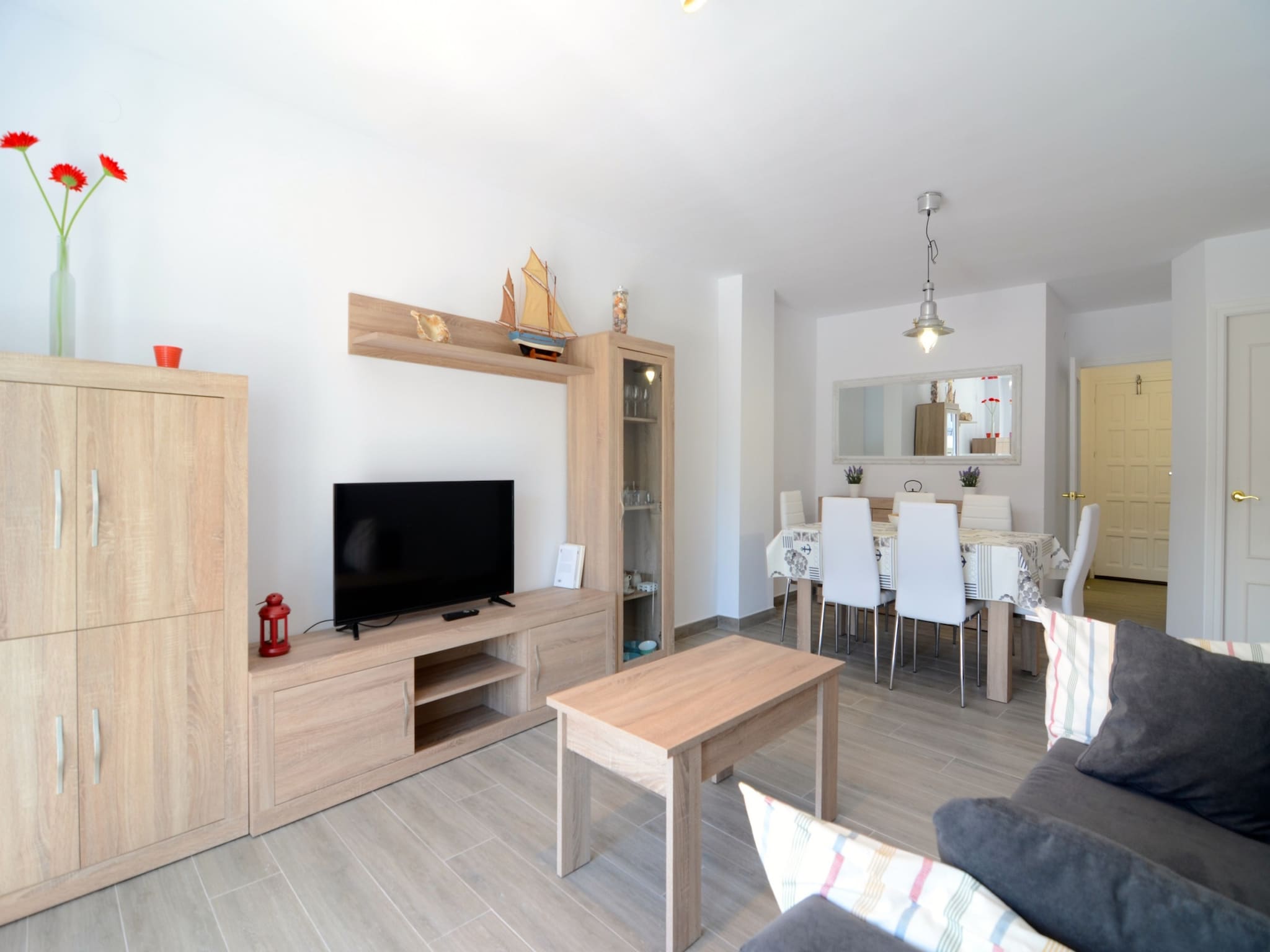 Ferienwohnung ROCAMAURA III BX-9