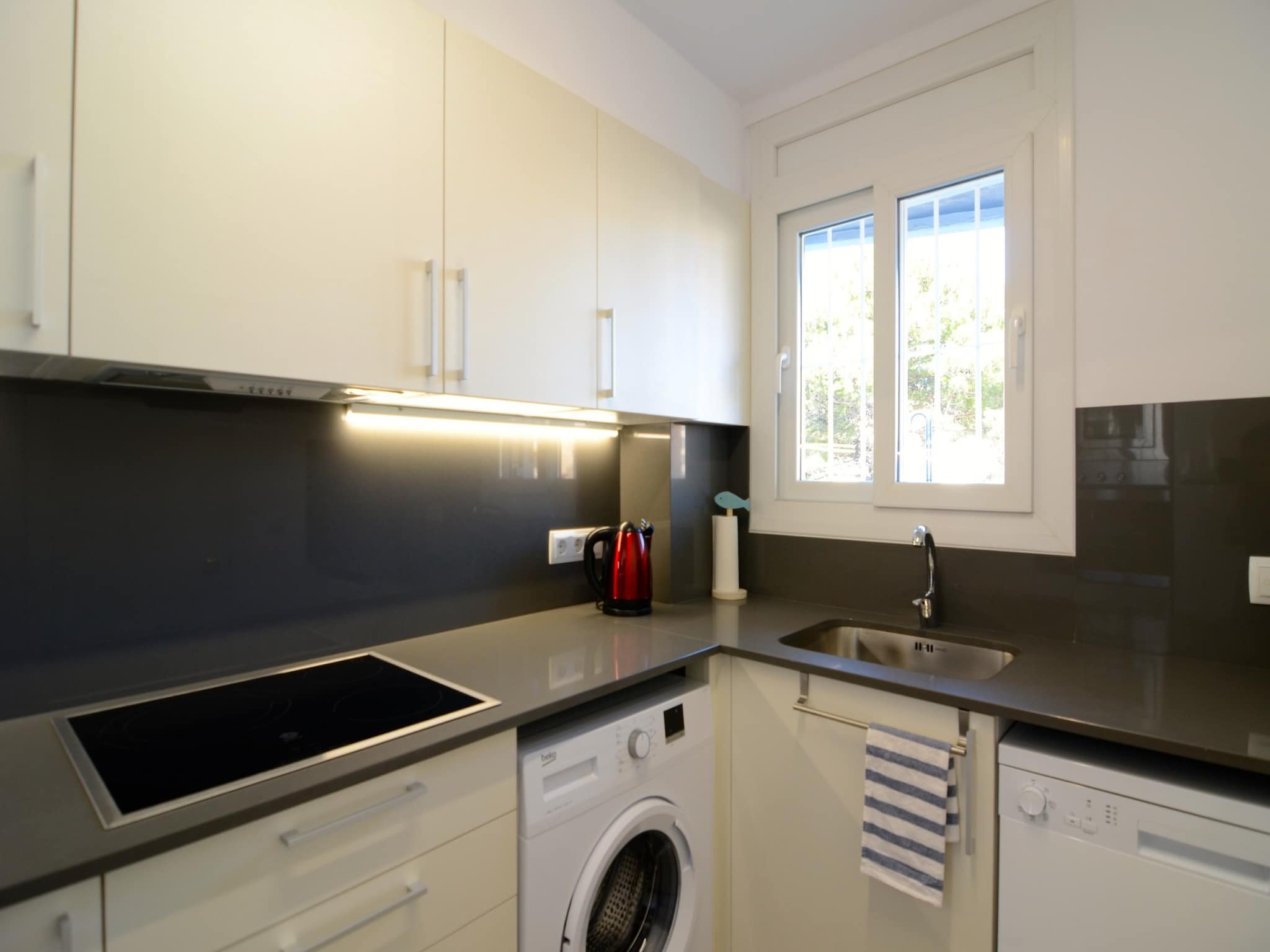 Ferienwohnung ROCAMAURA III BX-9