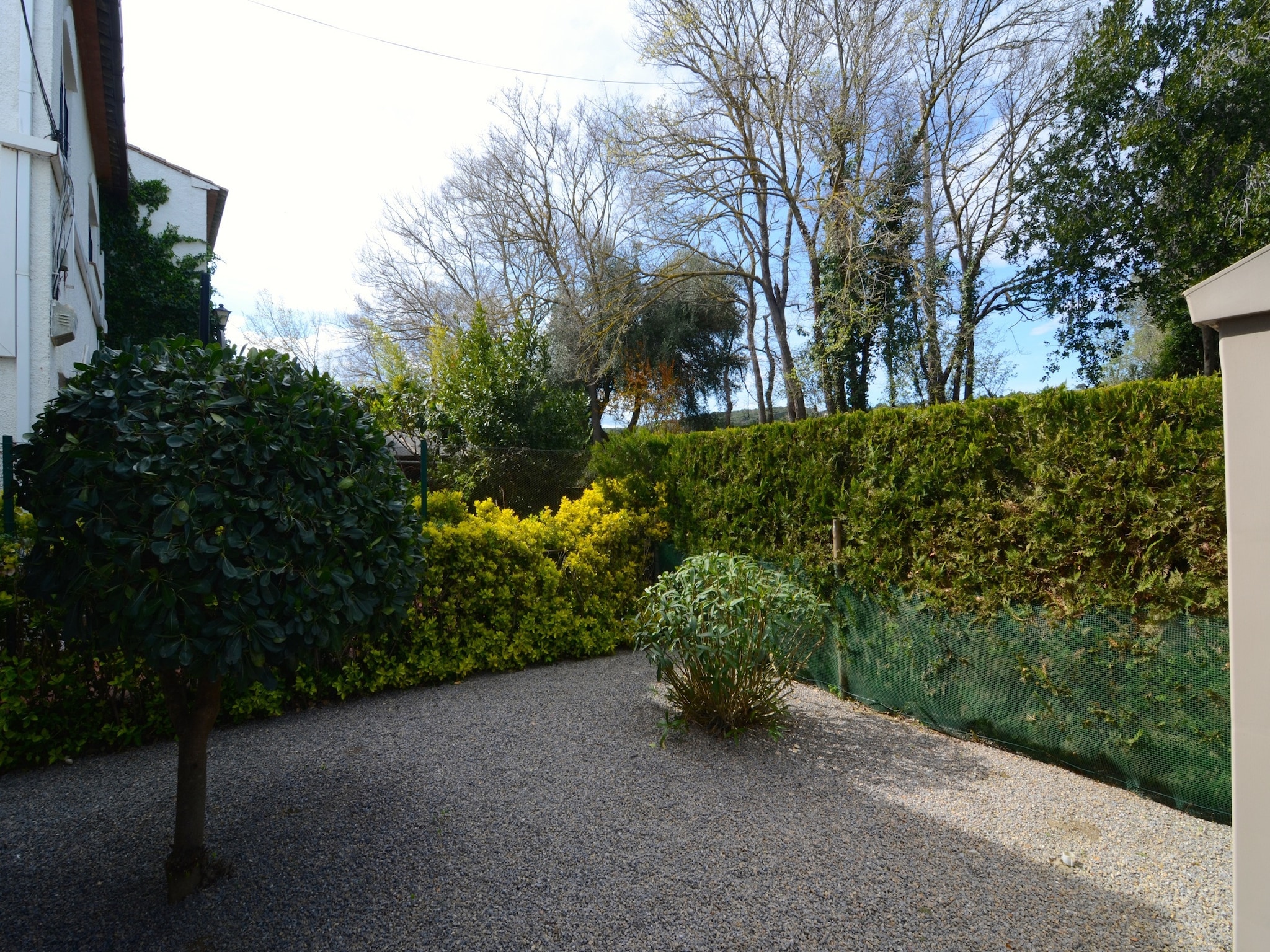   LES CAPELLES 37