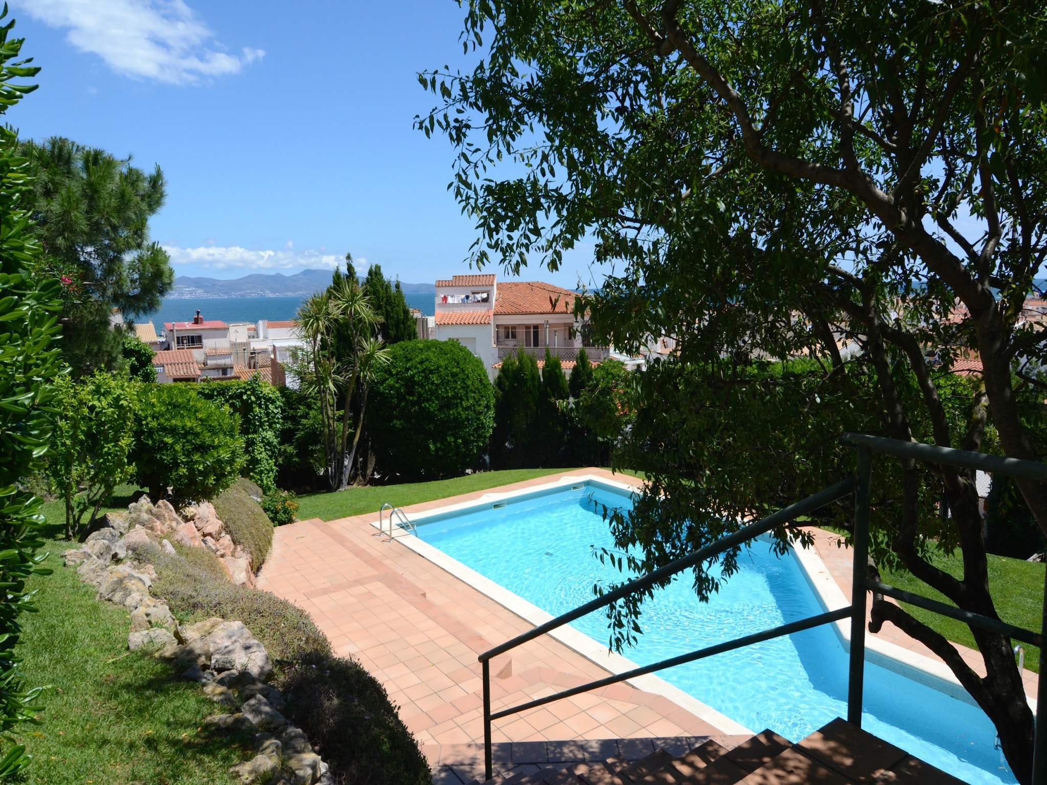 Apartment PUIG PADRO 6 1-4