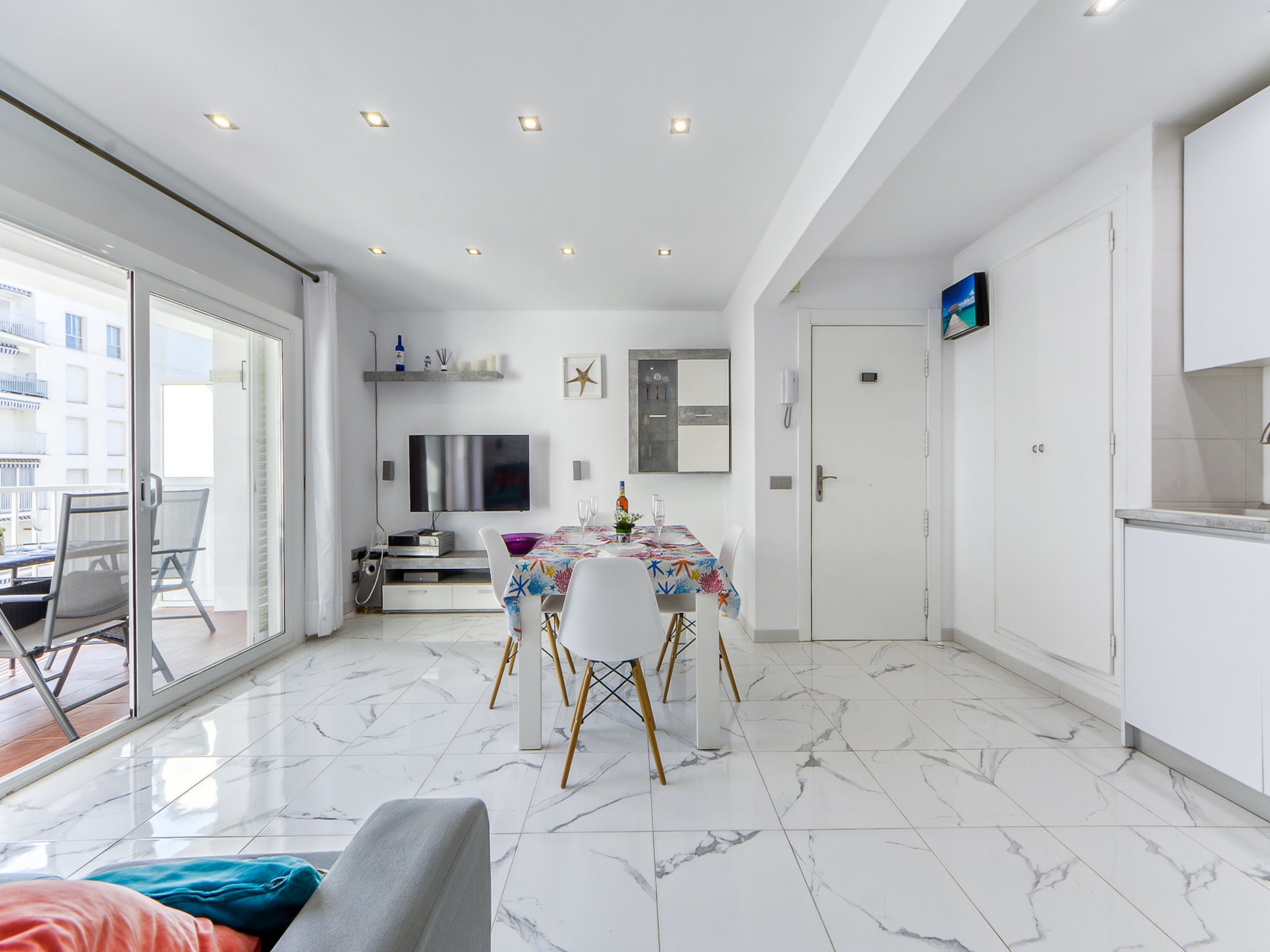 Ferienwohnung BLAUMAR 6 G Canyelles Roses