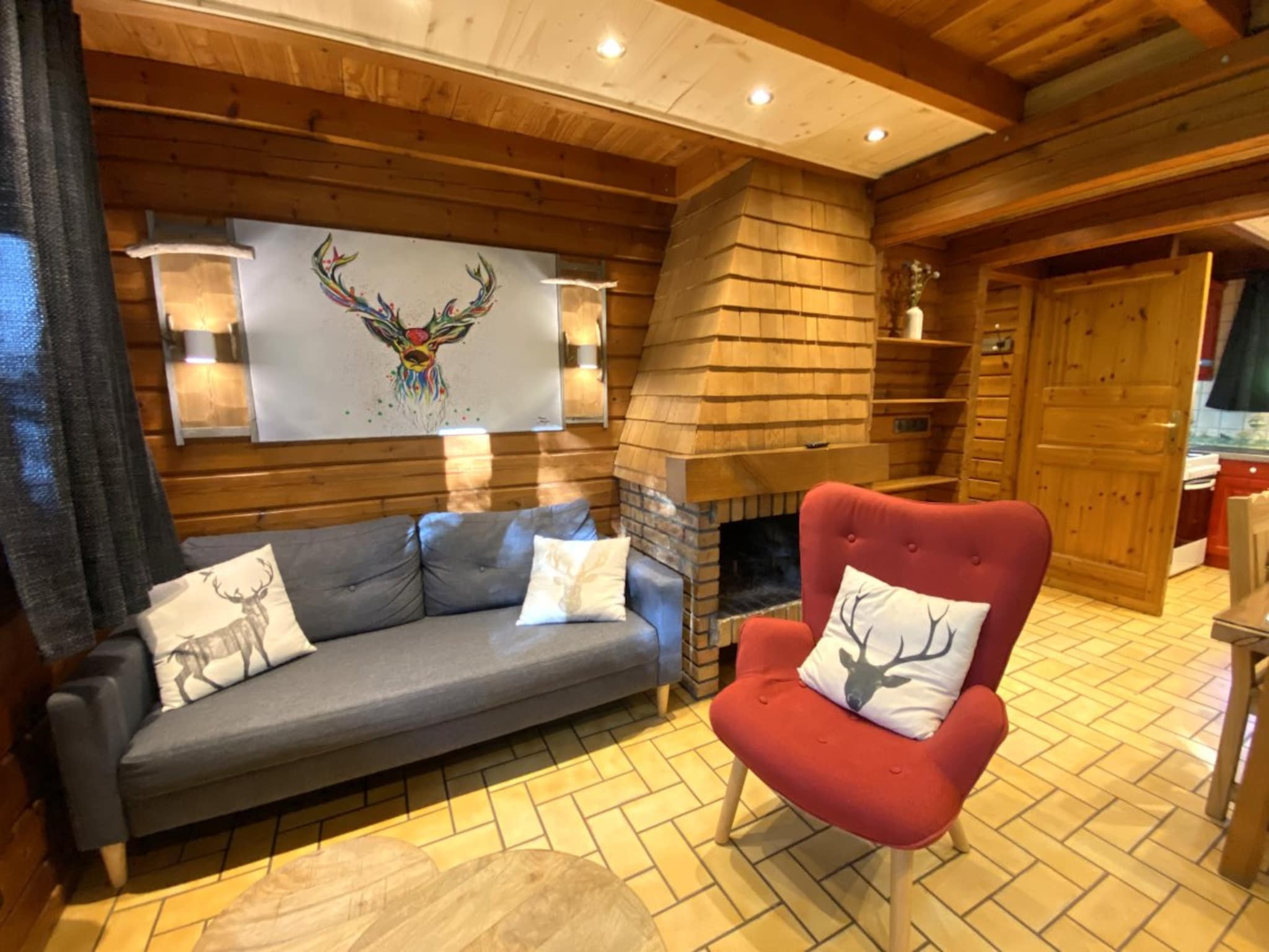 Maison LE RENNE  Chalet en bois au calme avec SPA Jacuzzi