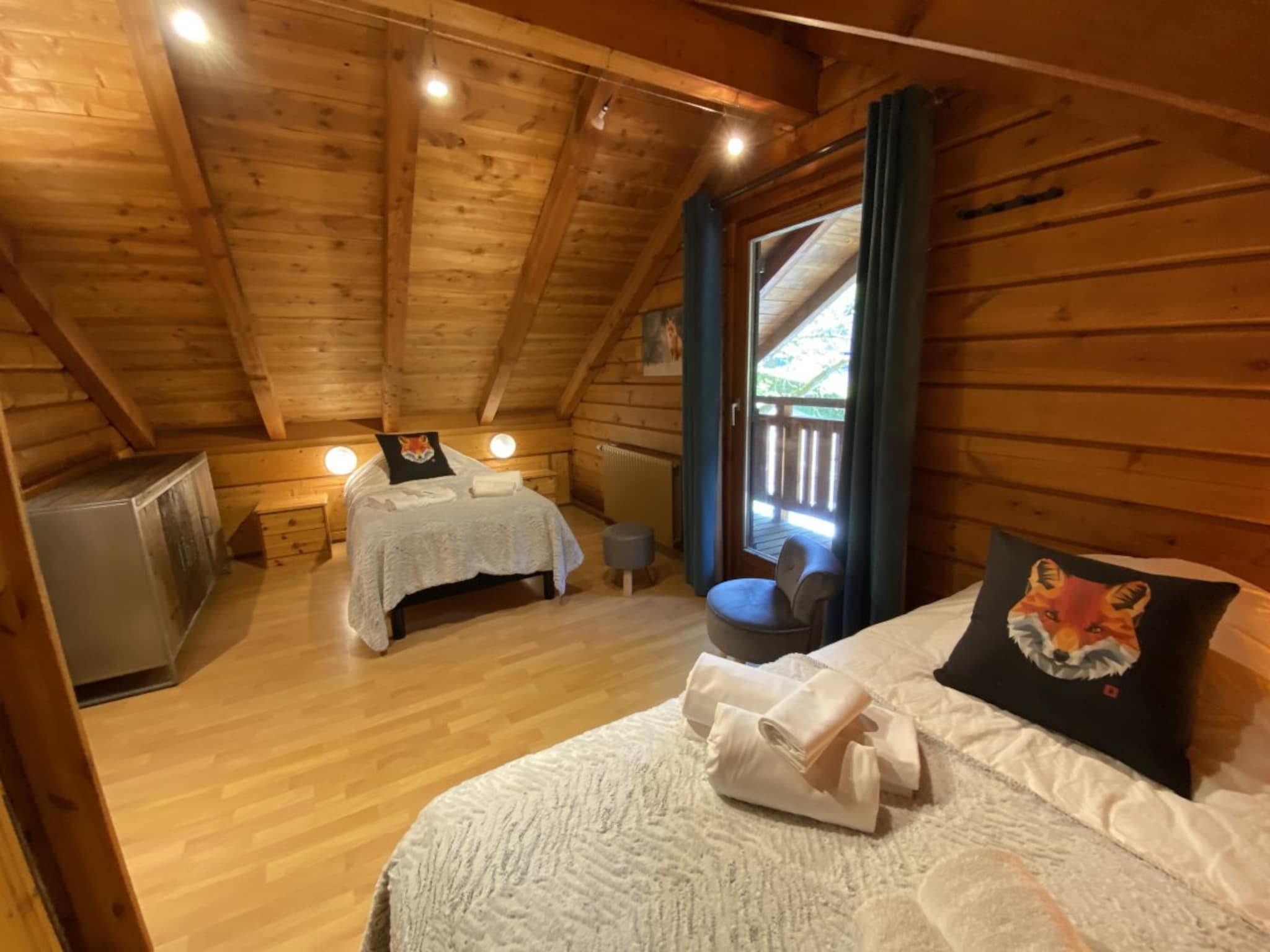 Ferienhaus LE RENARD  Chalet en bois au calme