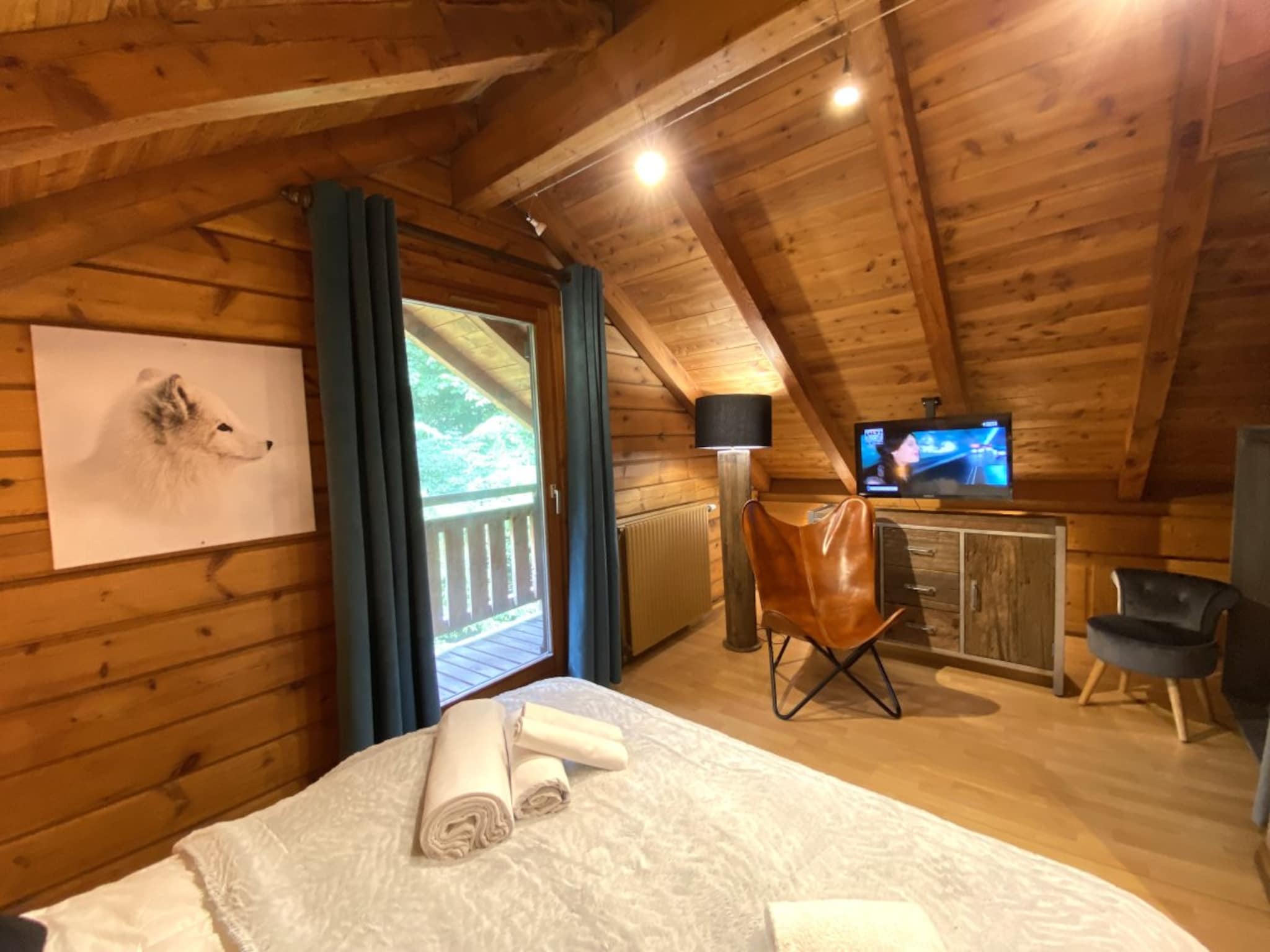 Ferienhaus LE RENARD  Chalet en bois au calme