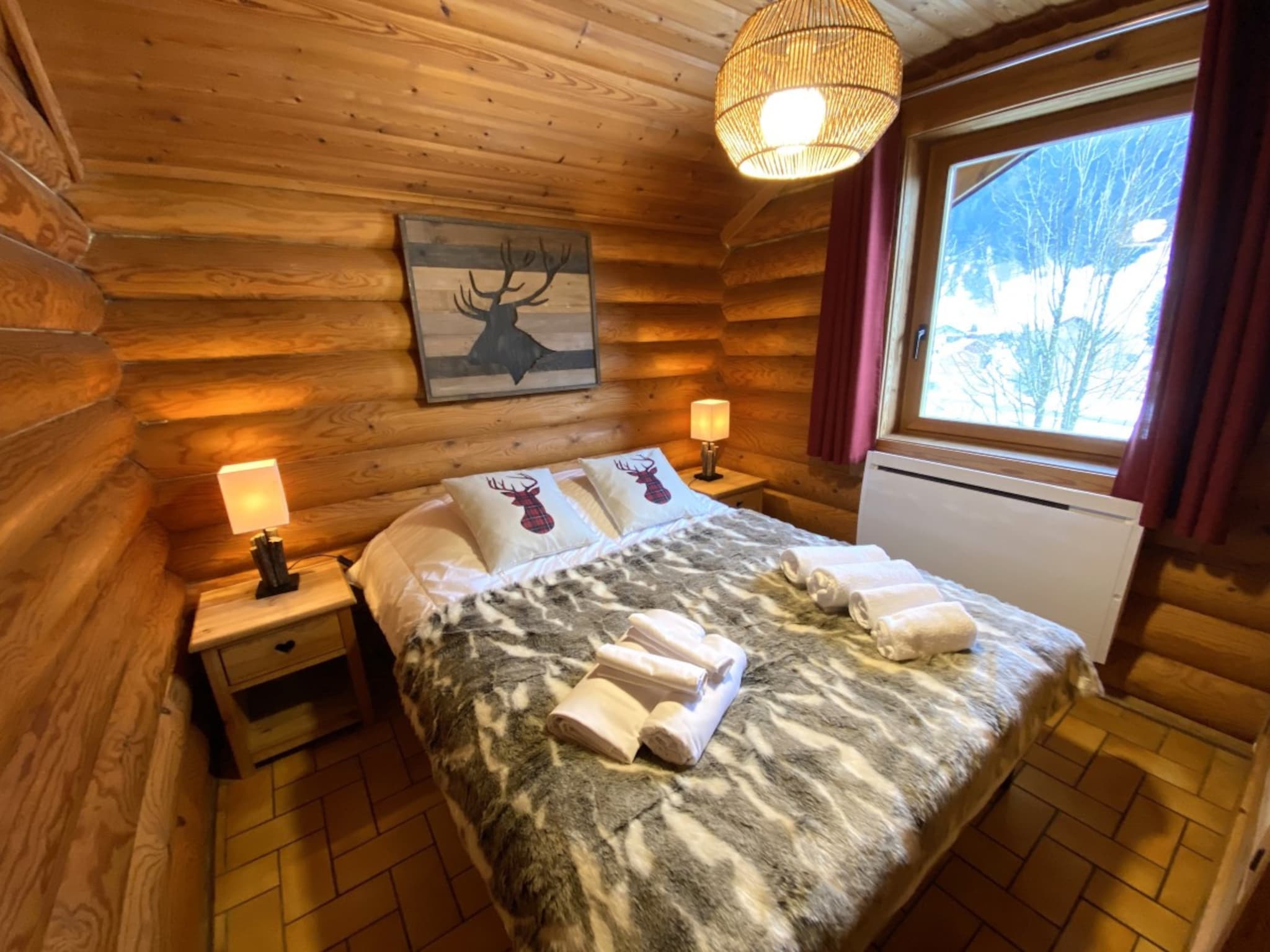 Maison LE GRAND CERF  Chalet en rondins avec SPA Jacuzzi