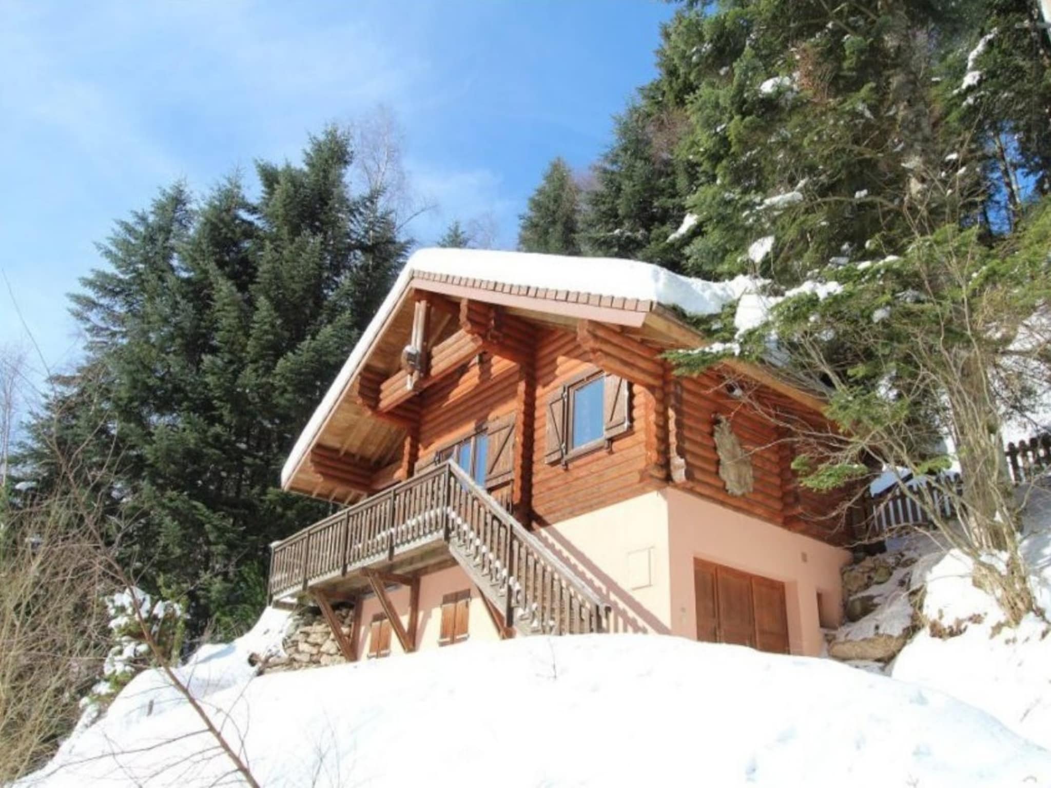 Maison LE GRAND CERF  Chalet en rondins avec SPA Jacuzzi