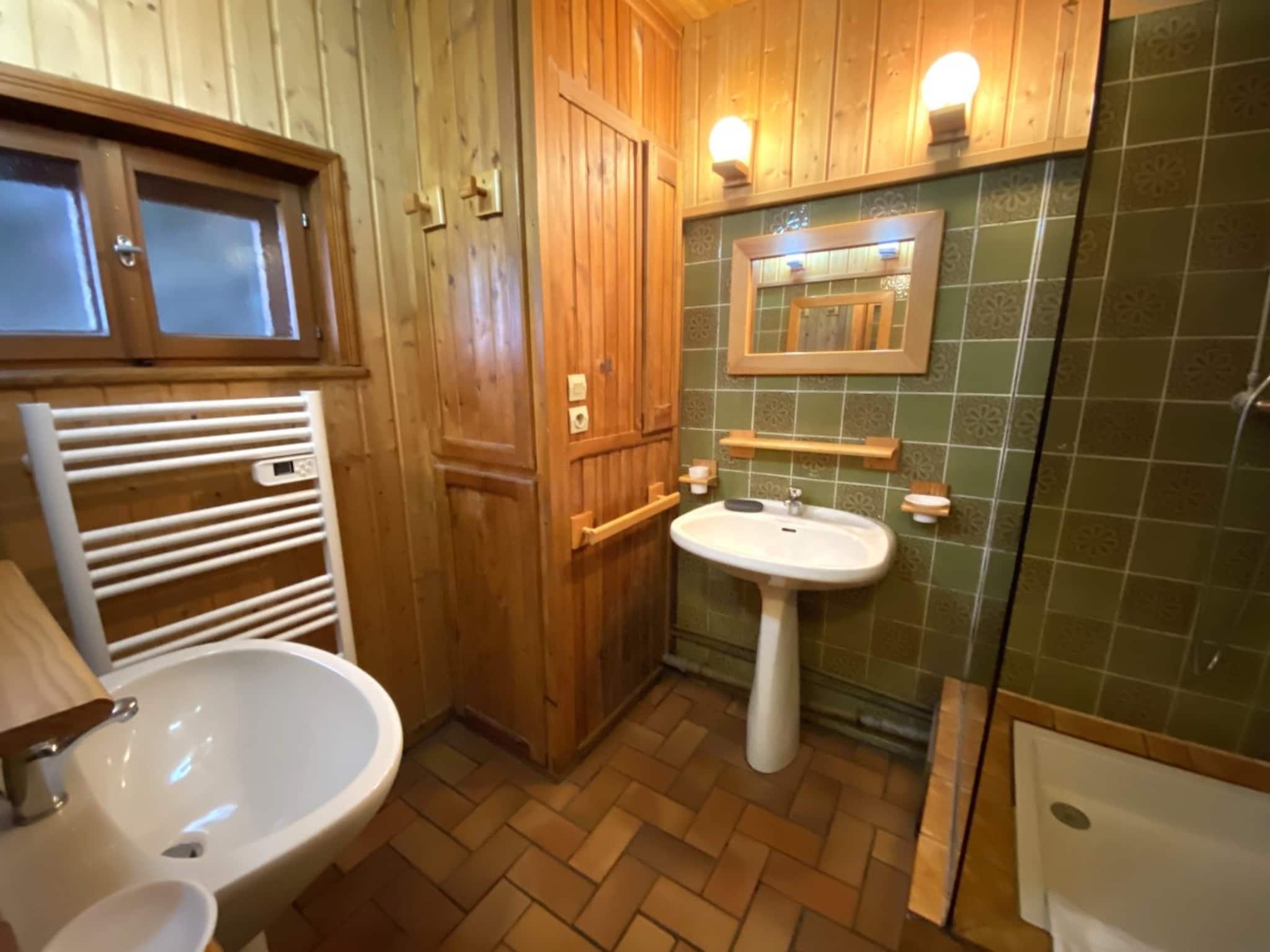Feriebolig LE TRAPPEUR  Chalet en bois vue montagne