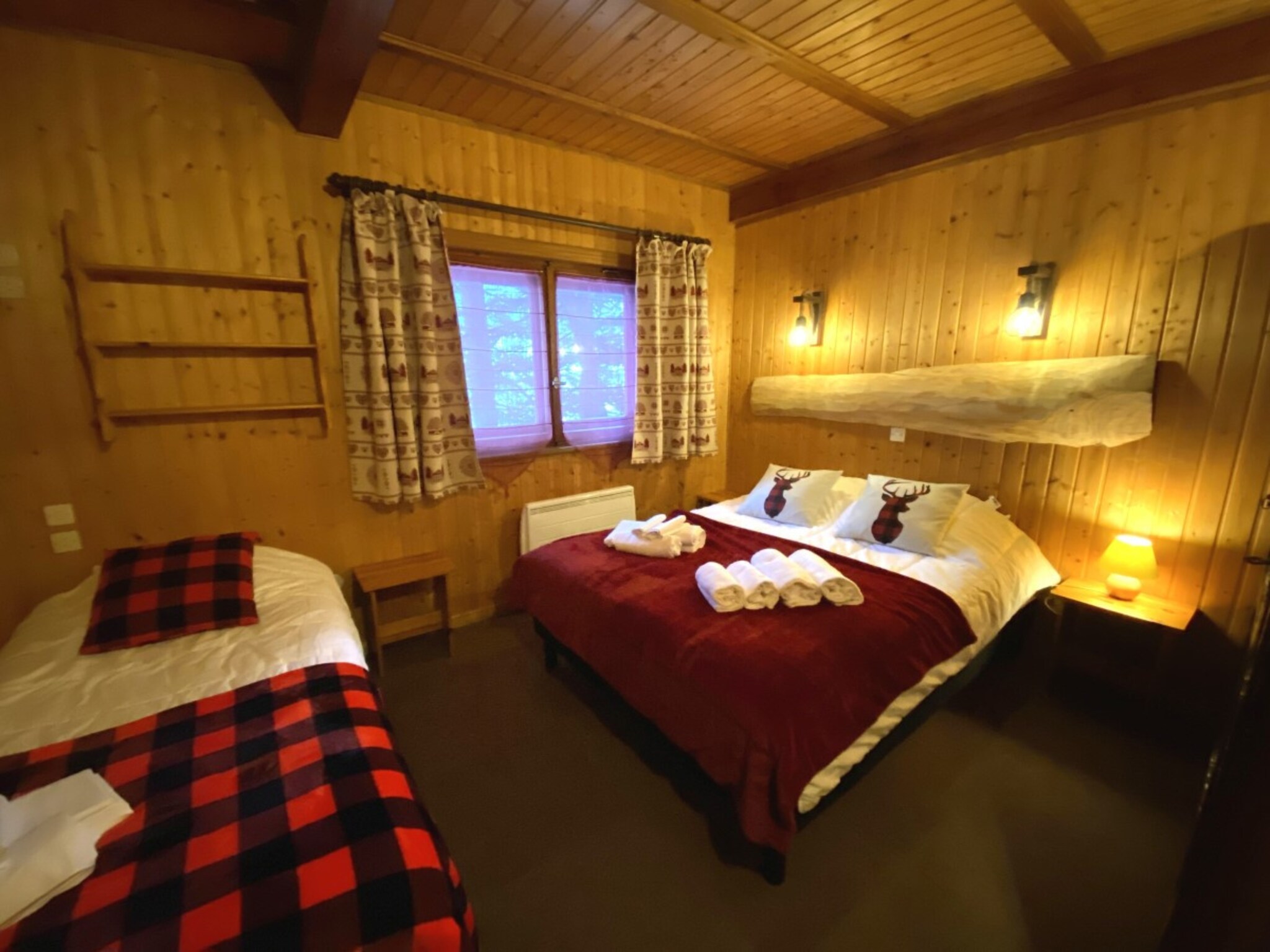 Feriebolig LE TRAPPEUR  Chalet en bois vue montagne