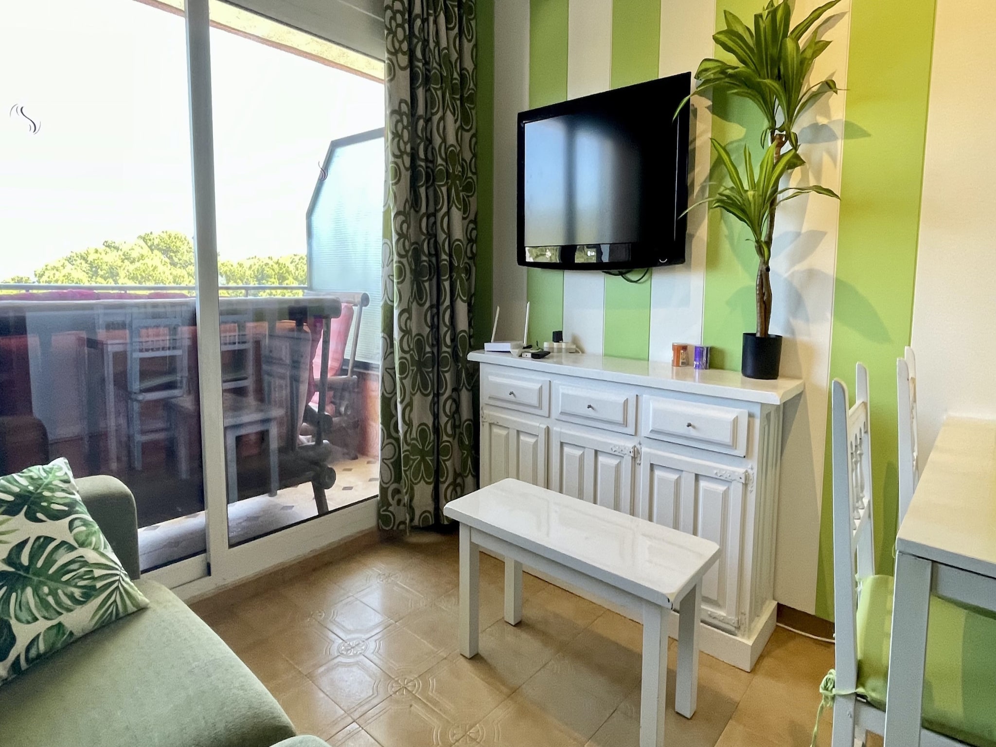 Ferienwohnung SALLES BEACH 44