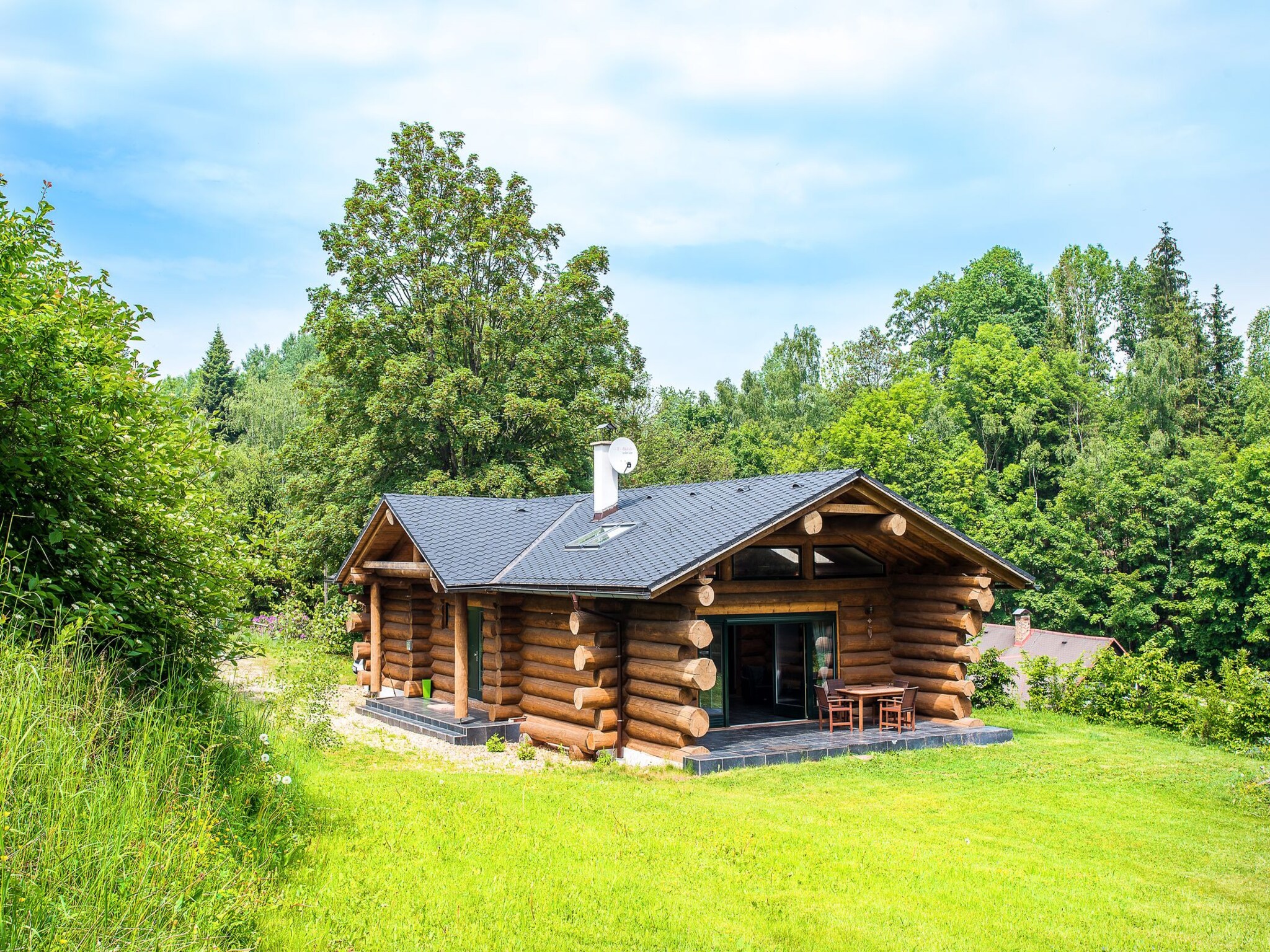   Lomnice nad Popelkou LLB005