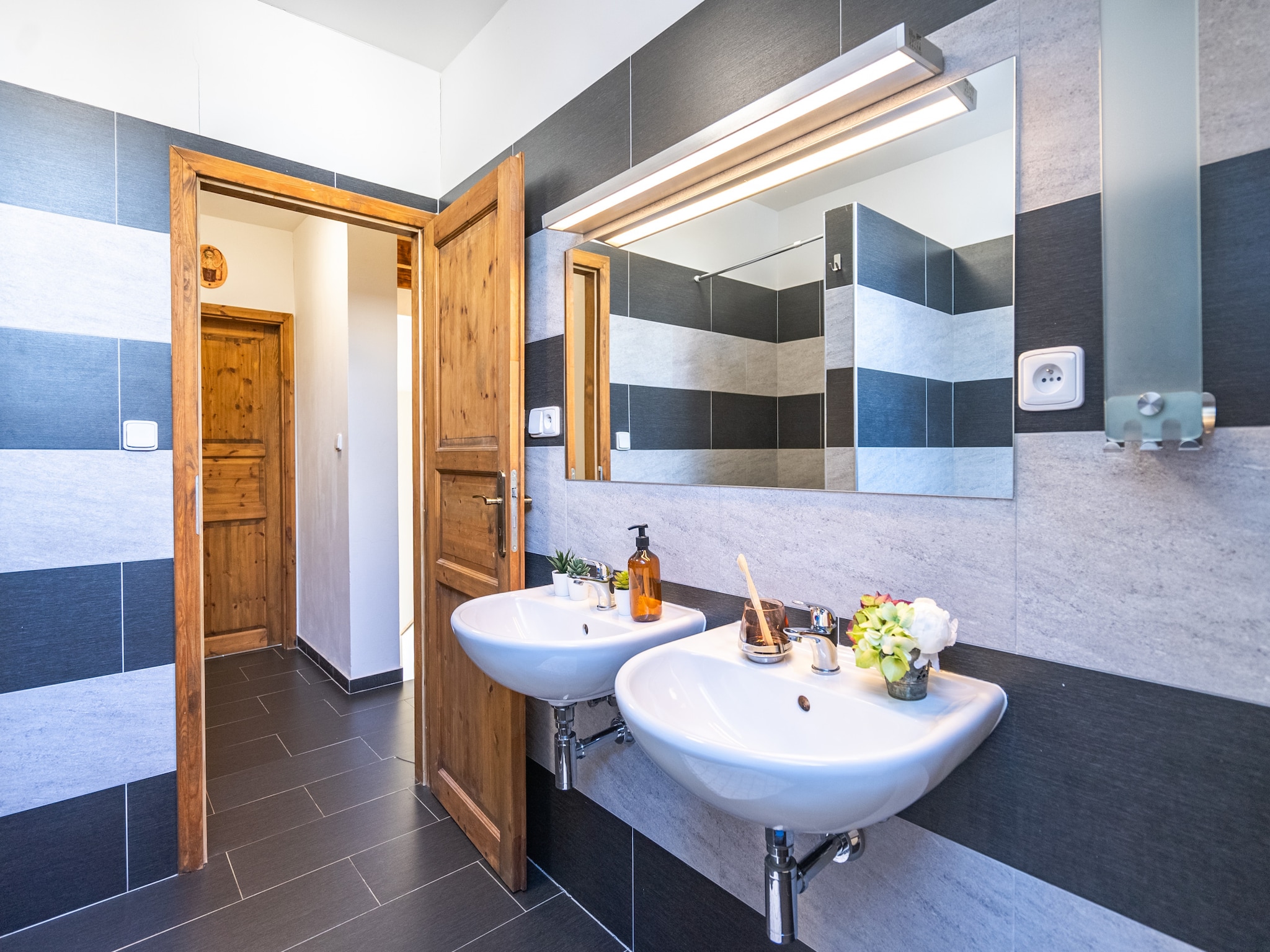 Ferienhaus Lesany SLJK425