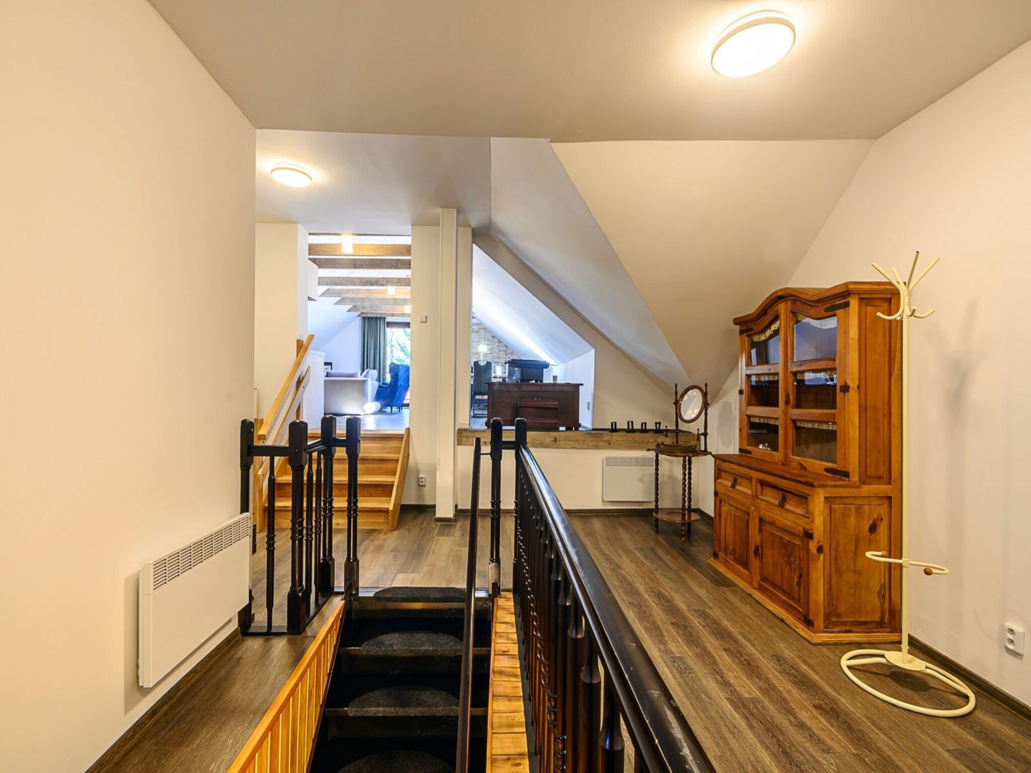 Vakantiehuis Luxe Villa in Bernartice, ook voor groepen KKH045