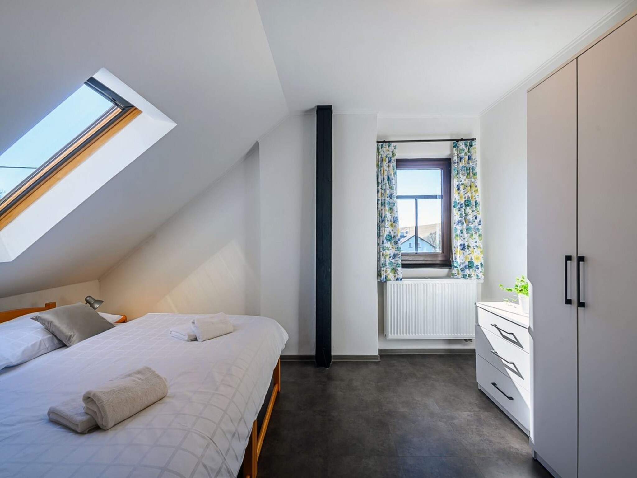 Vakantiehuis Luxe Villa in Bernartice, ook voor groepen KKH045