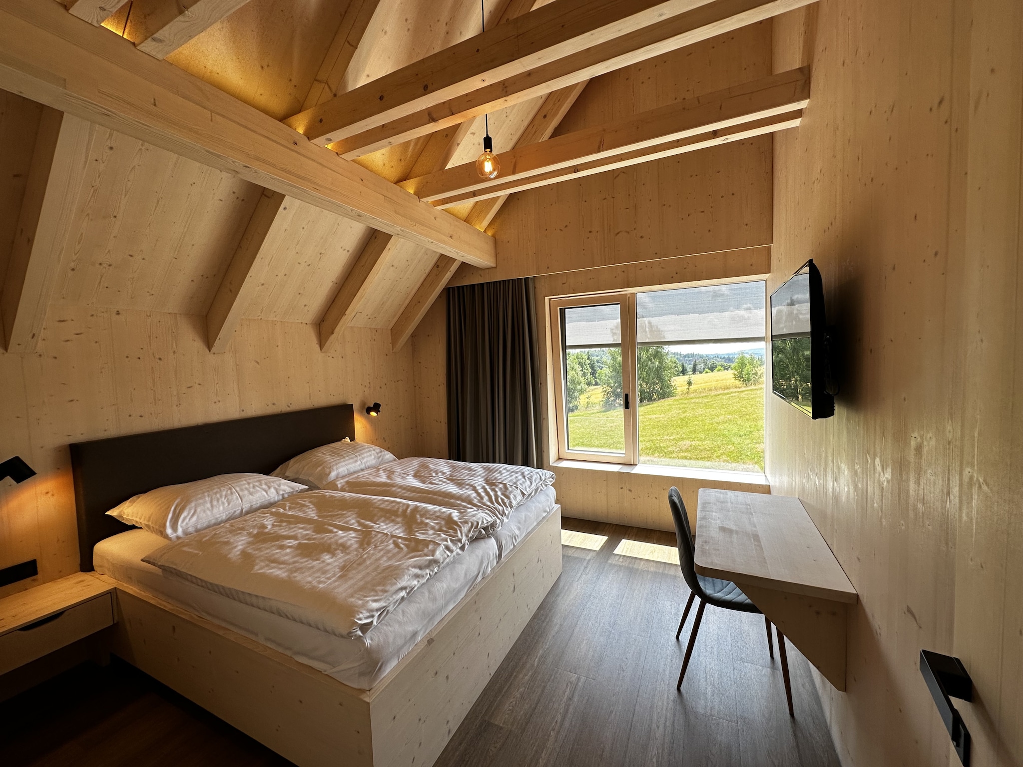 Ferienhaus Villa Semily LRO127