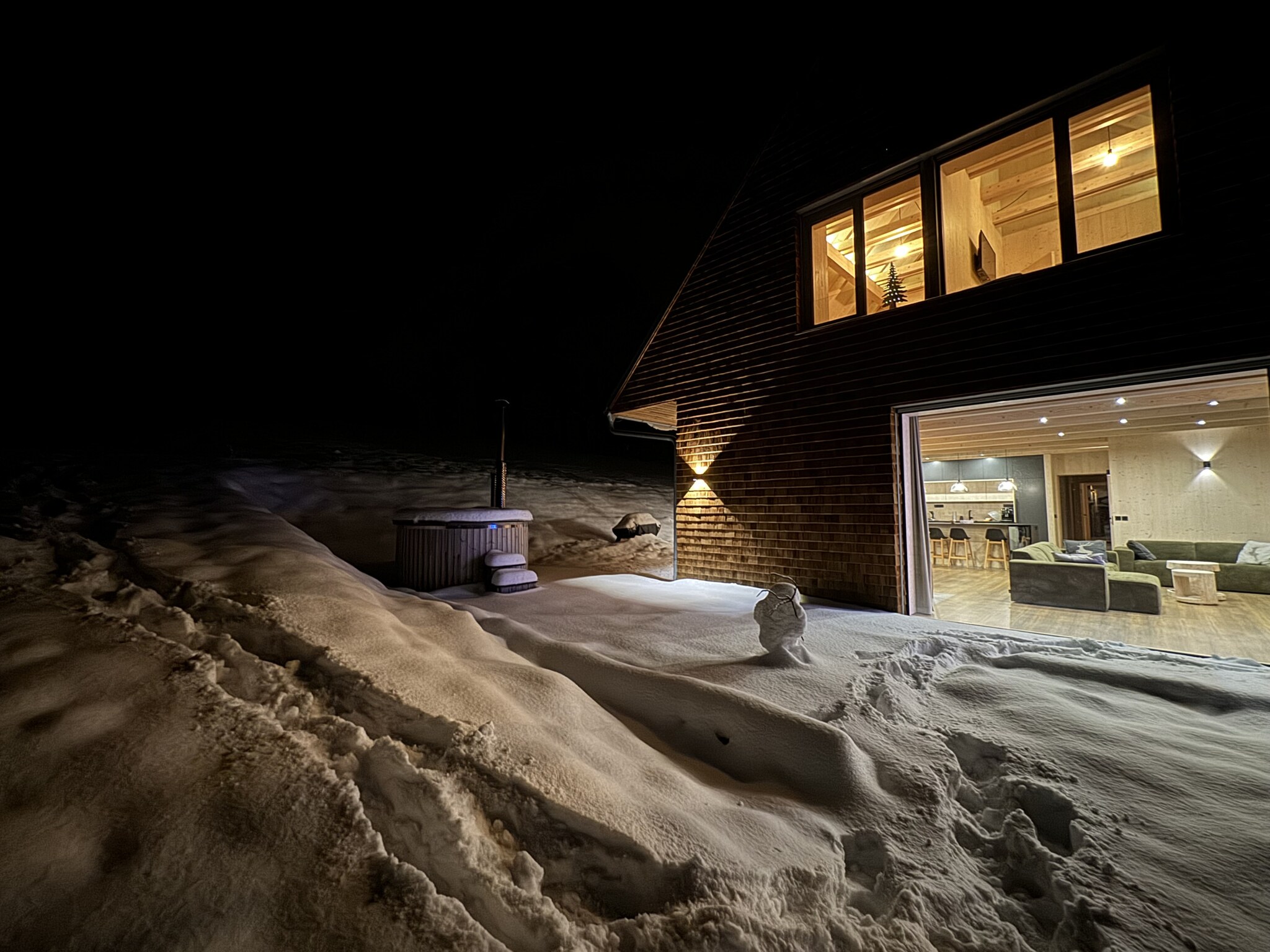Ferienhaus Villa Semily LRO127