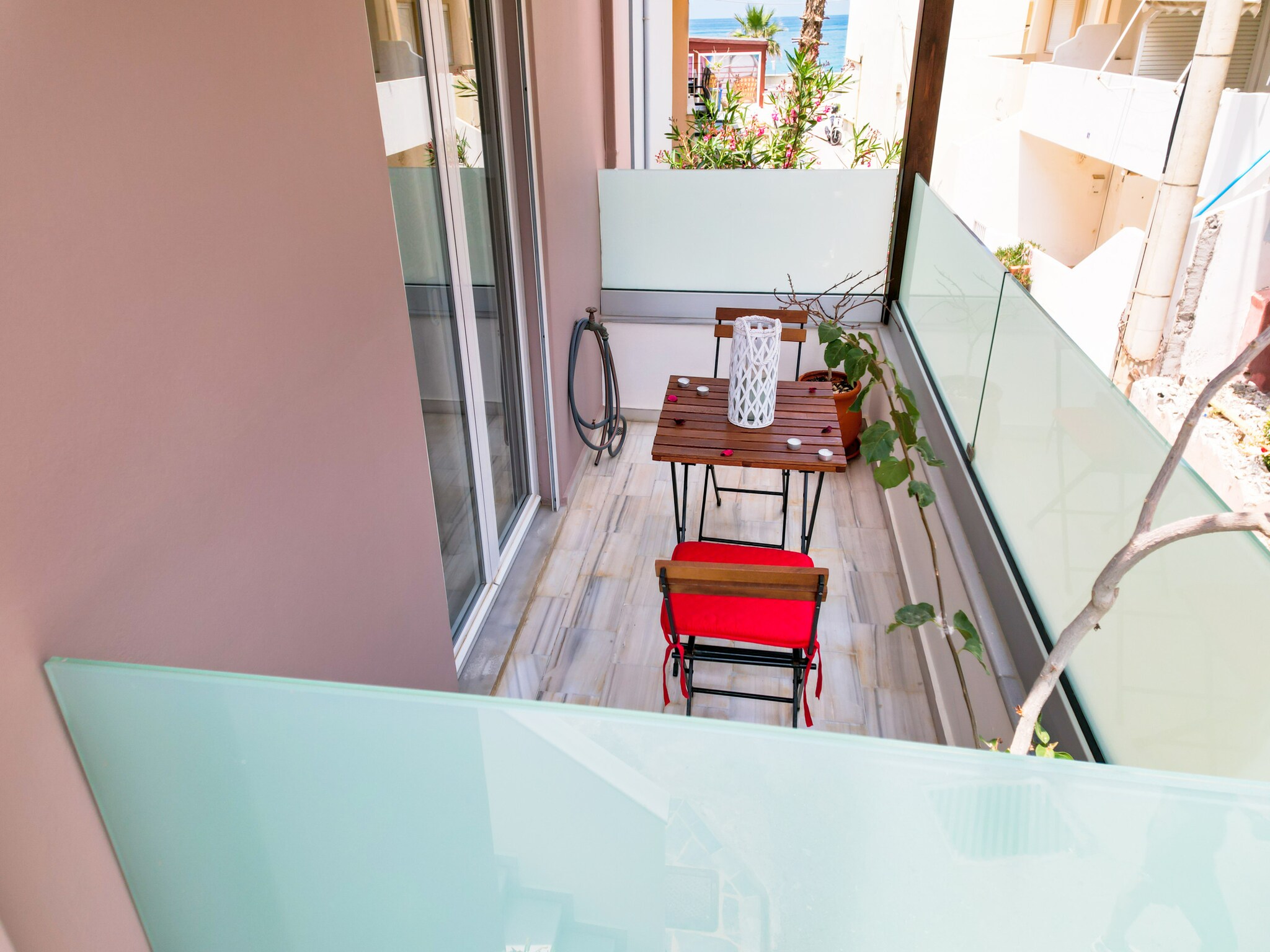   Ilias House