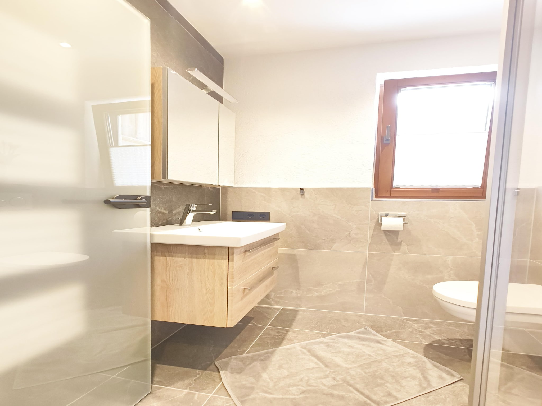   Exklusive Ferienwohnung mit Whirlpool