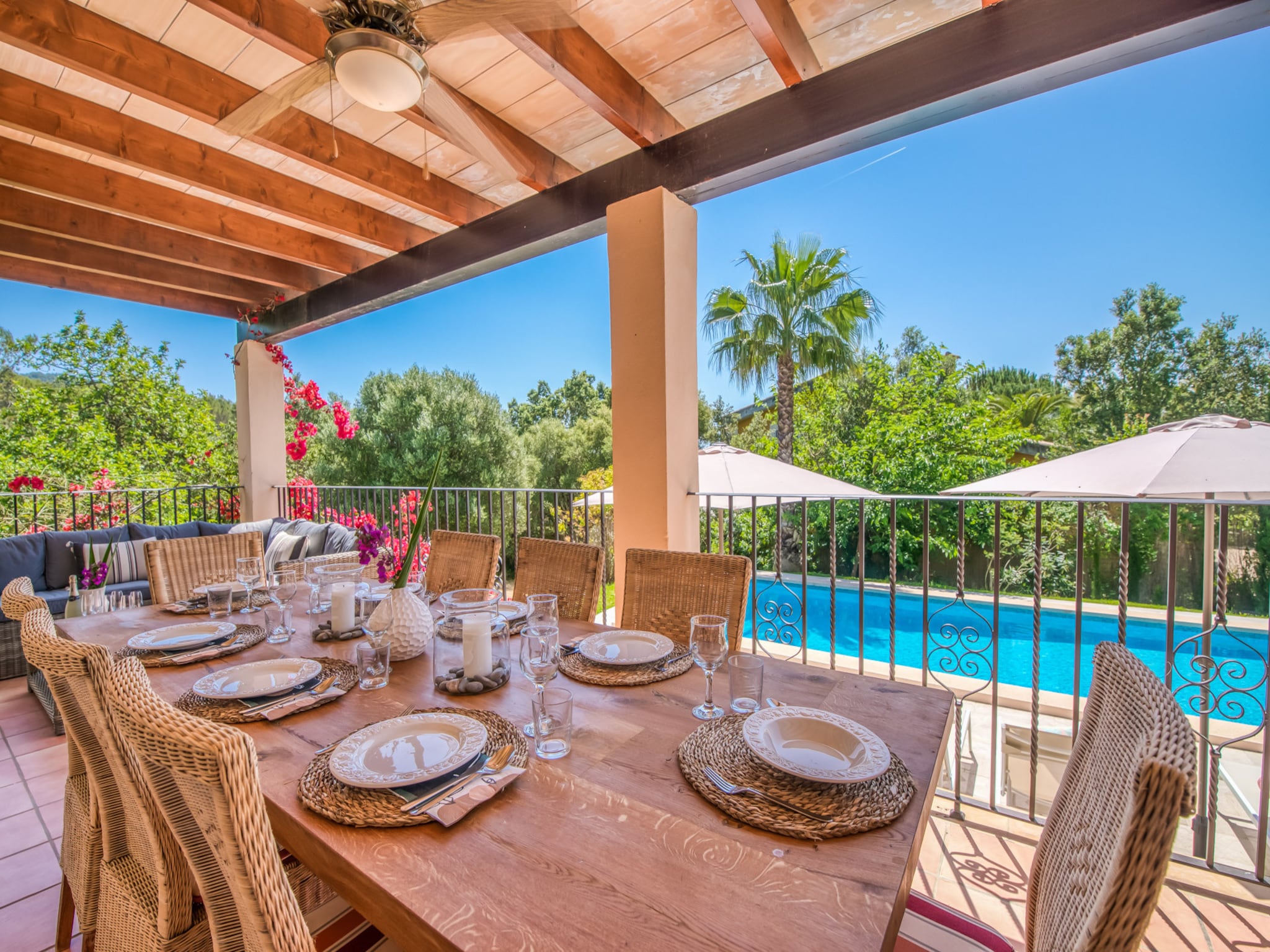   Villa Flores