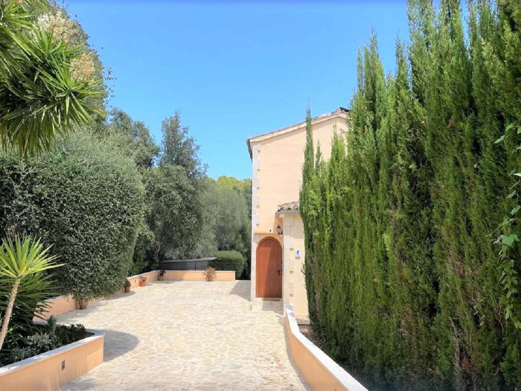   Villa Flores
