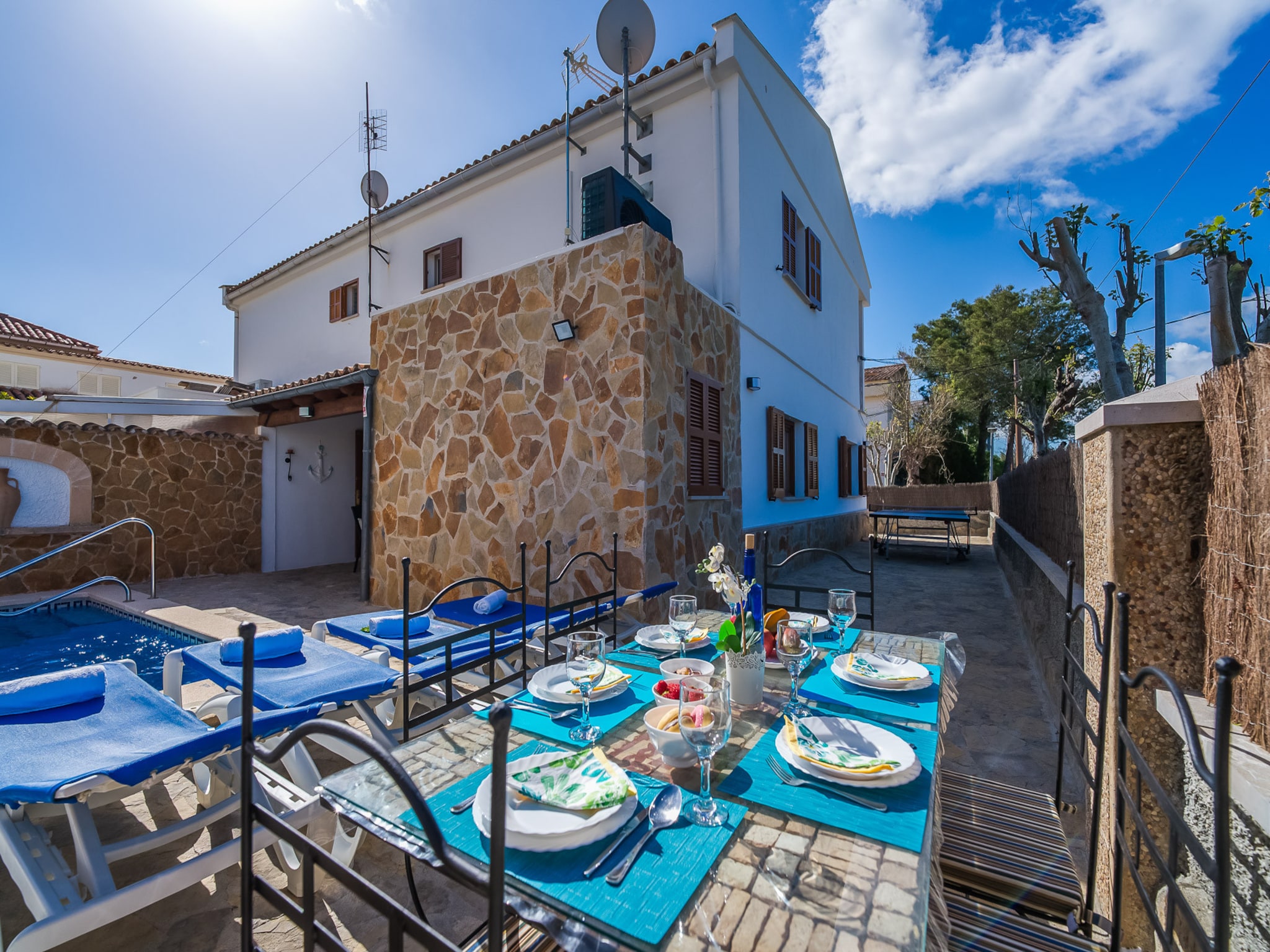   Villa Pintor