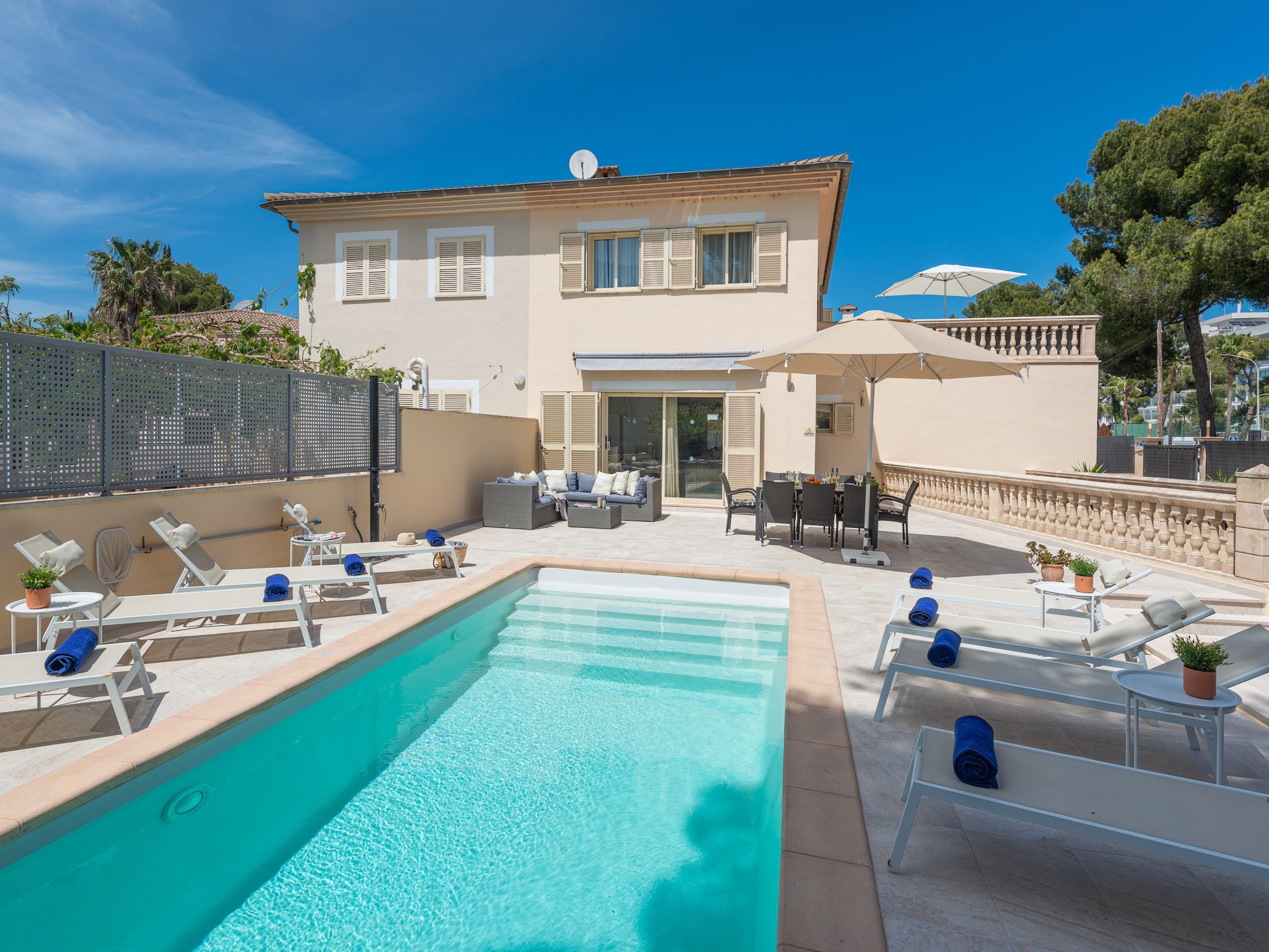   Villa Hilary
