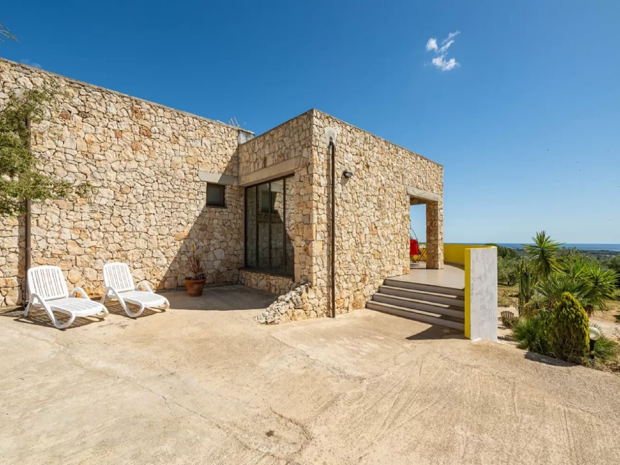   CASA PETRA DE BUSCA