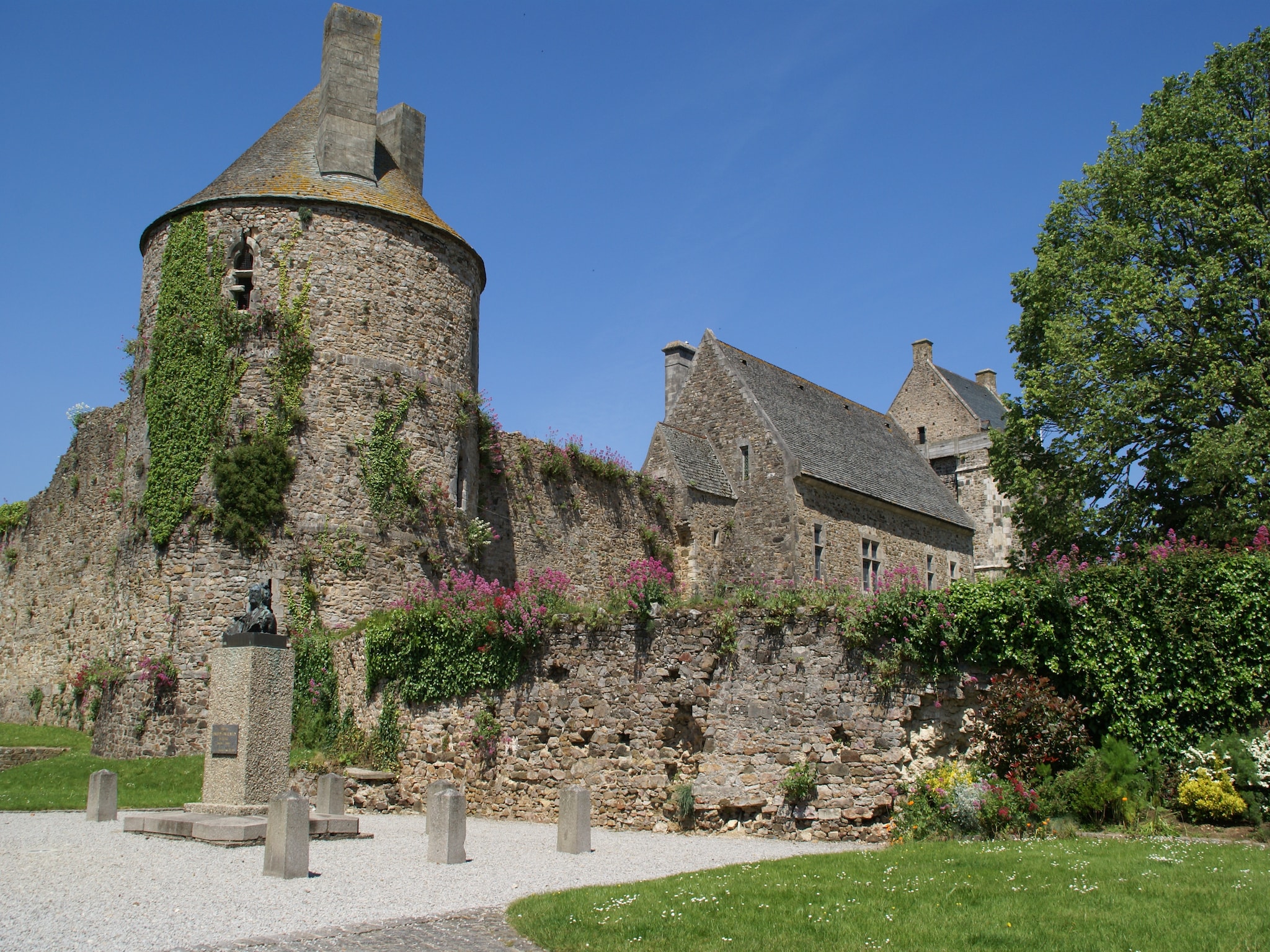  Les Mouettes