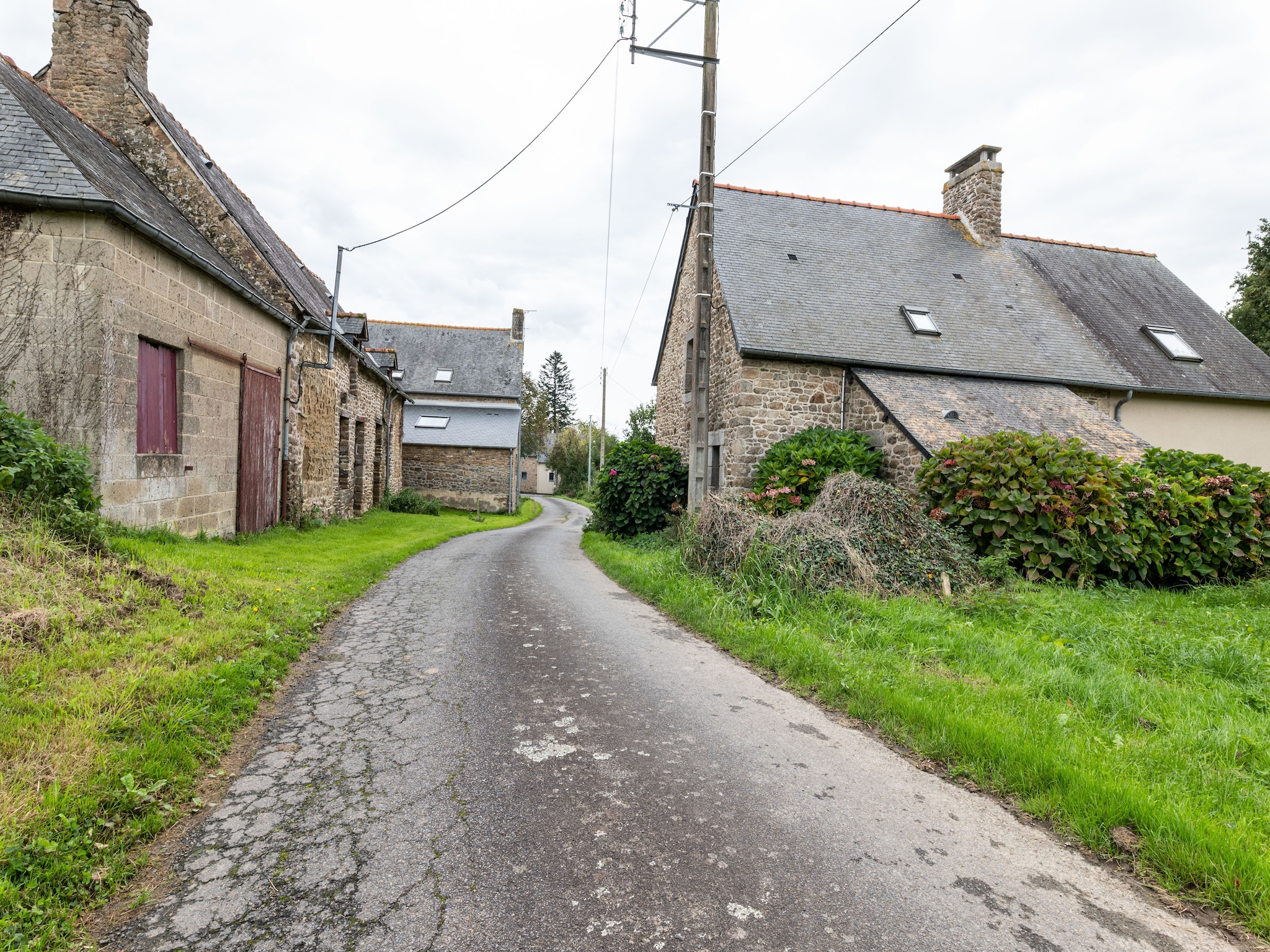   L'Eguillere