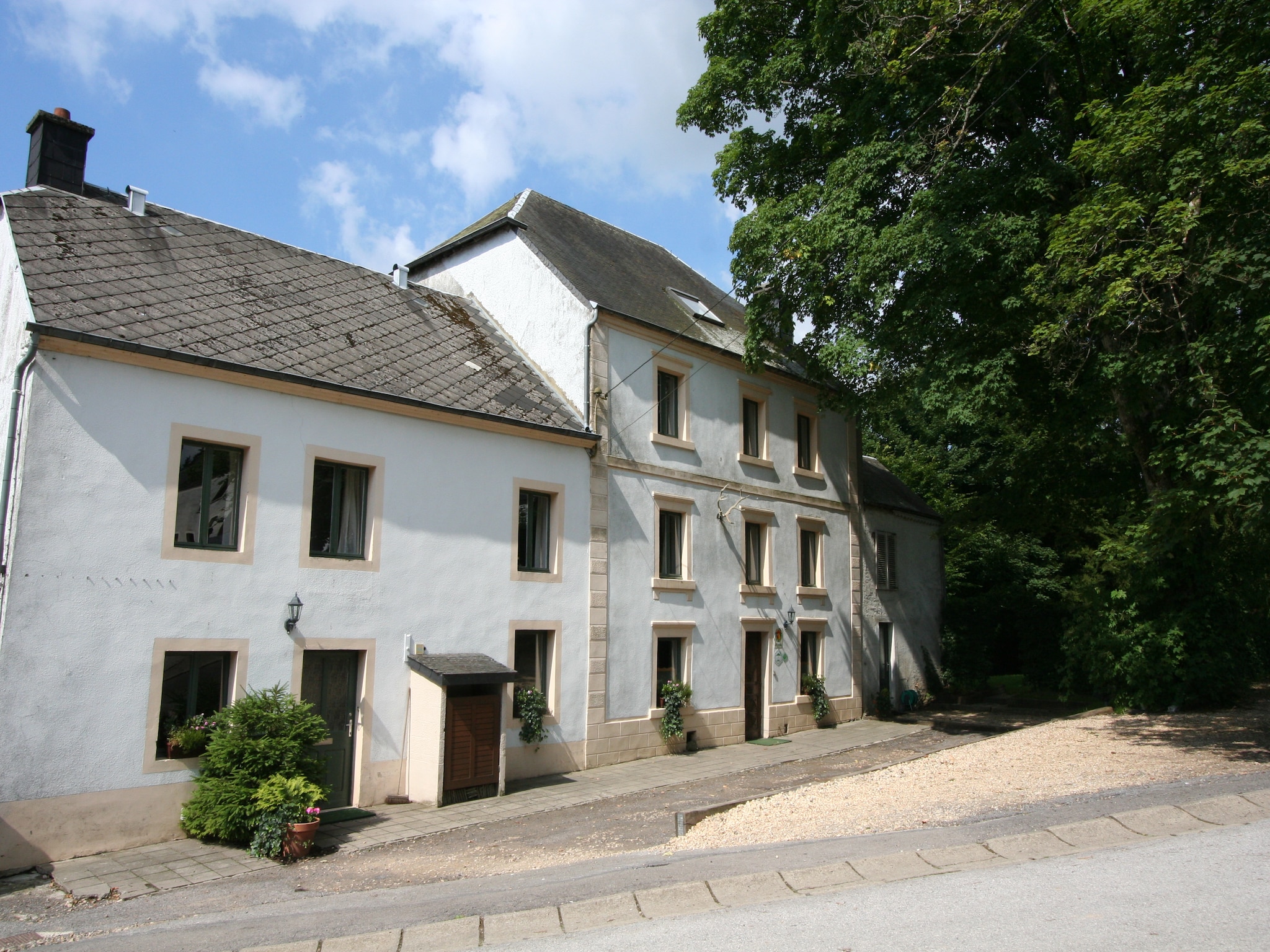   La Source des Bois