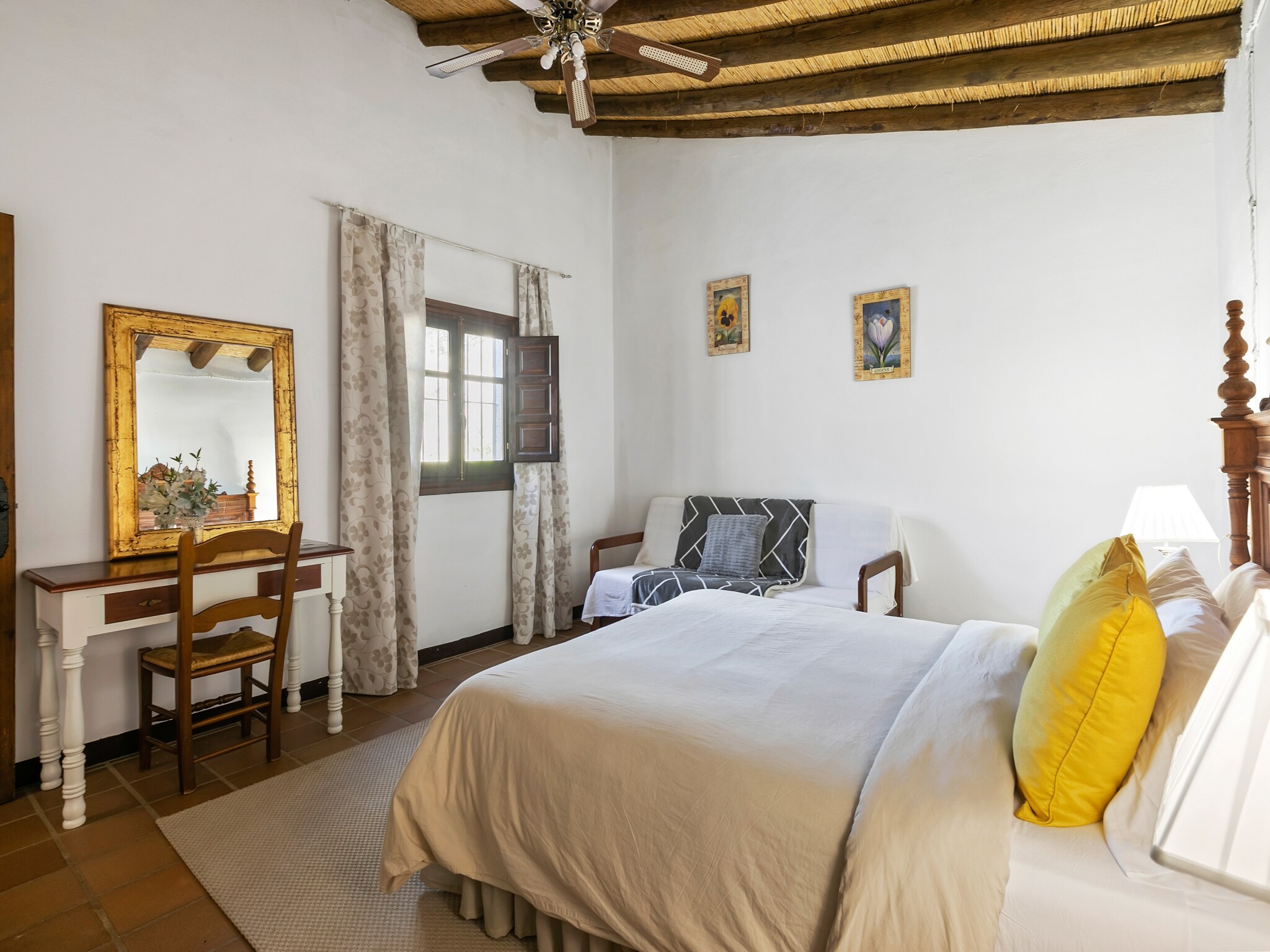 Lomatalo Casa Cantareros