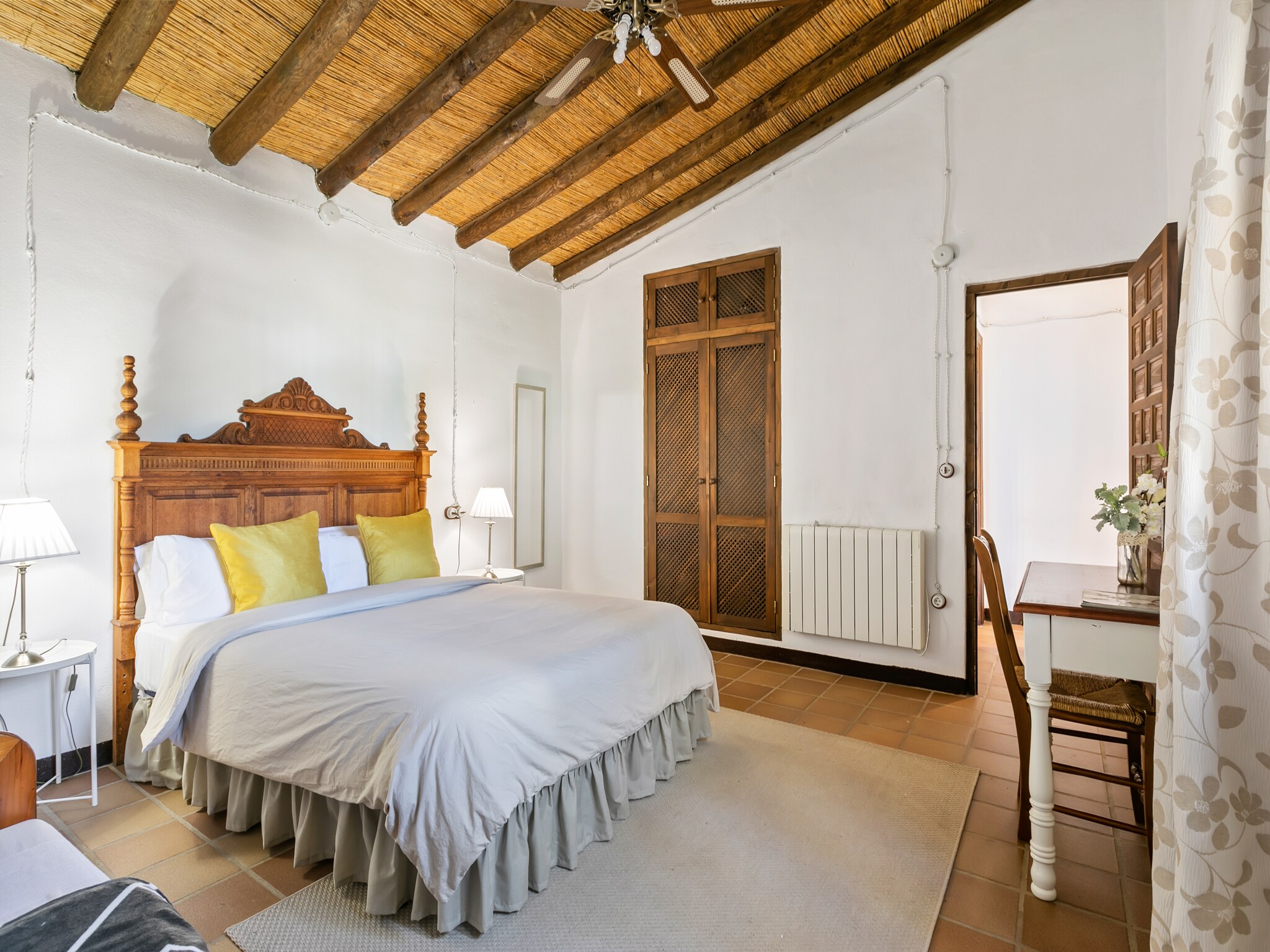 Lomatalo Casa Cantareros