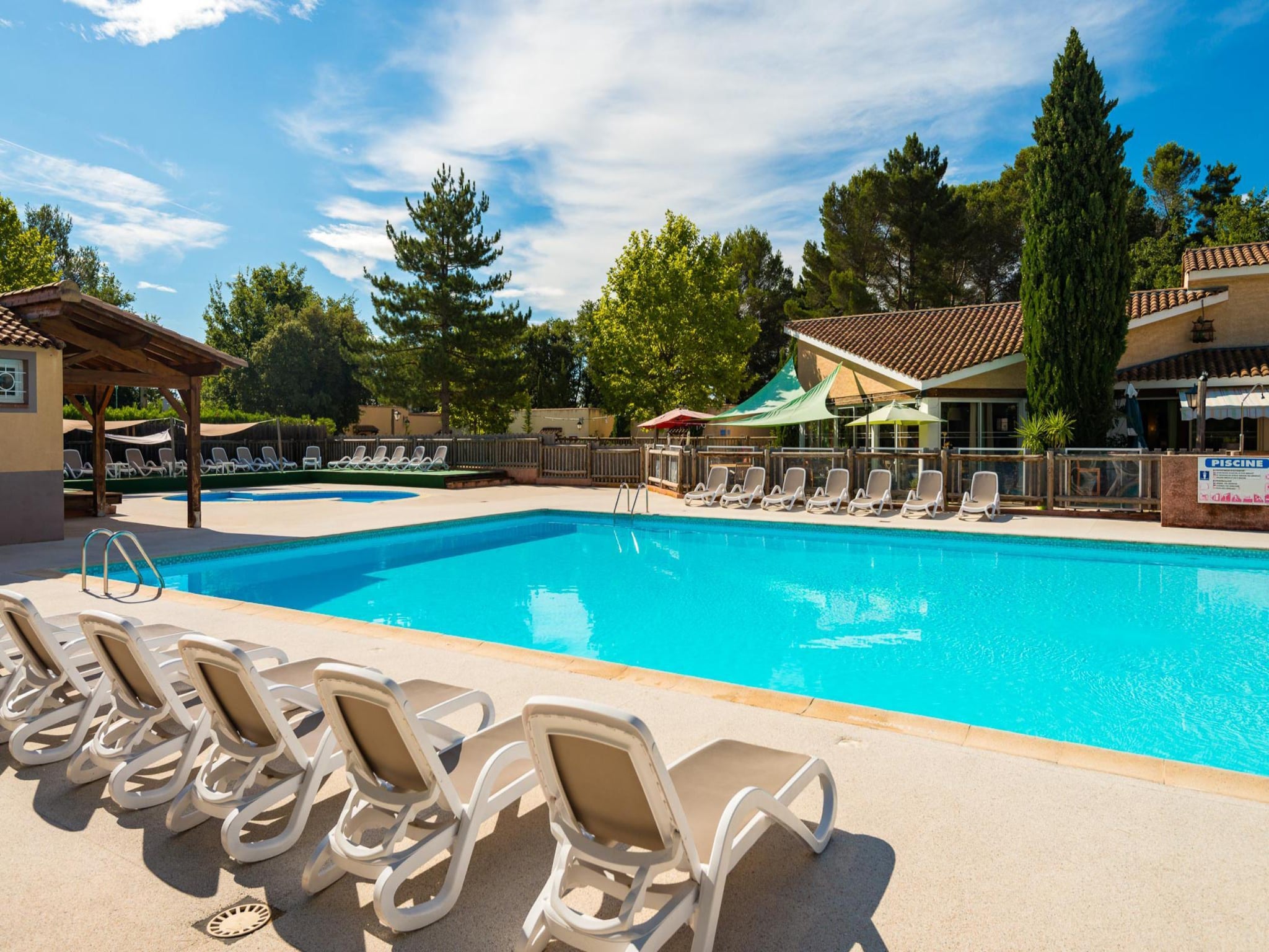 Holiday home Les Mazets de Gaujac 1
