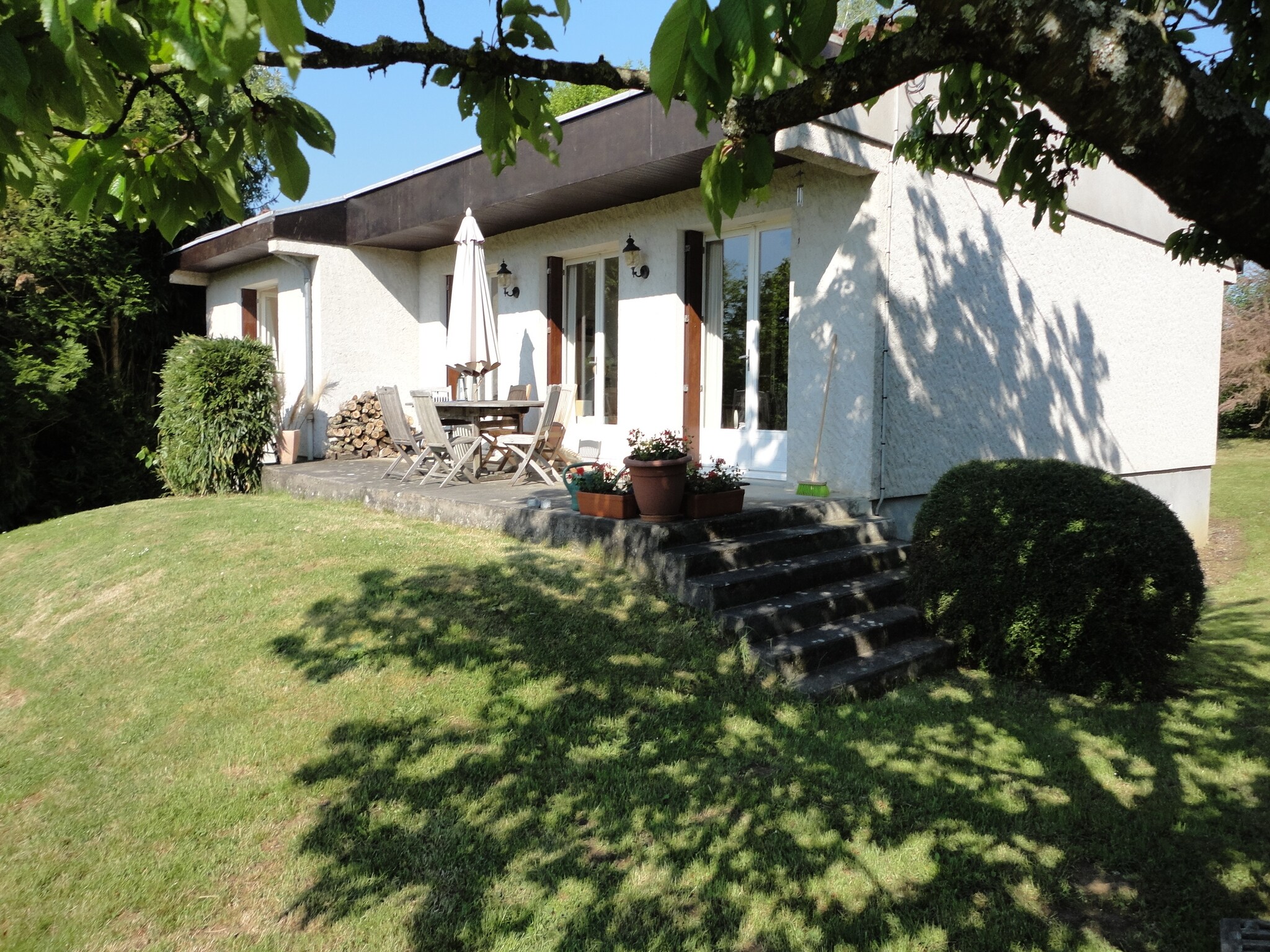   Maison de vacances -   CHAVENON
