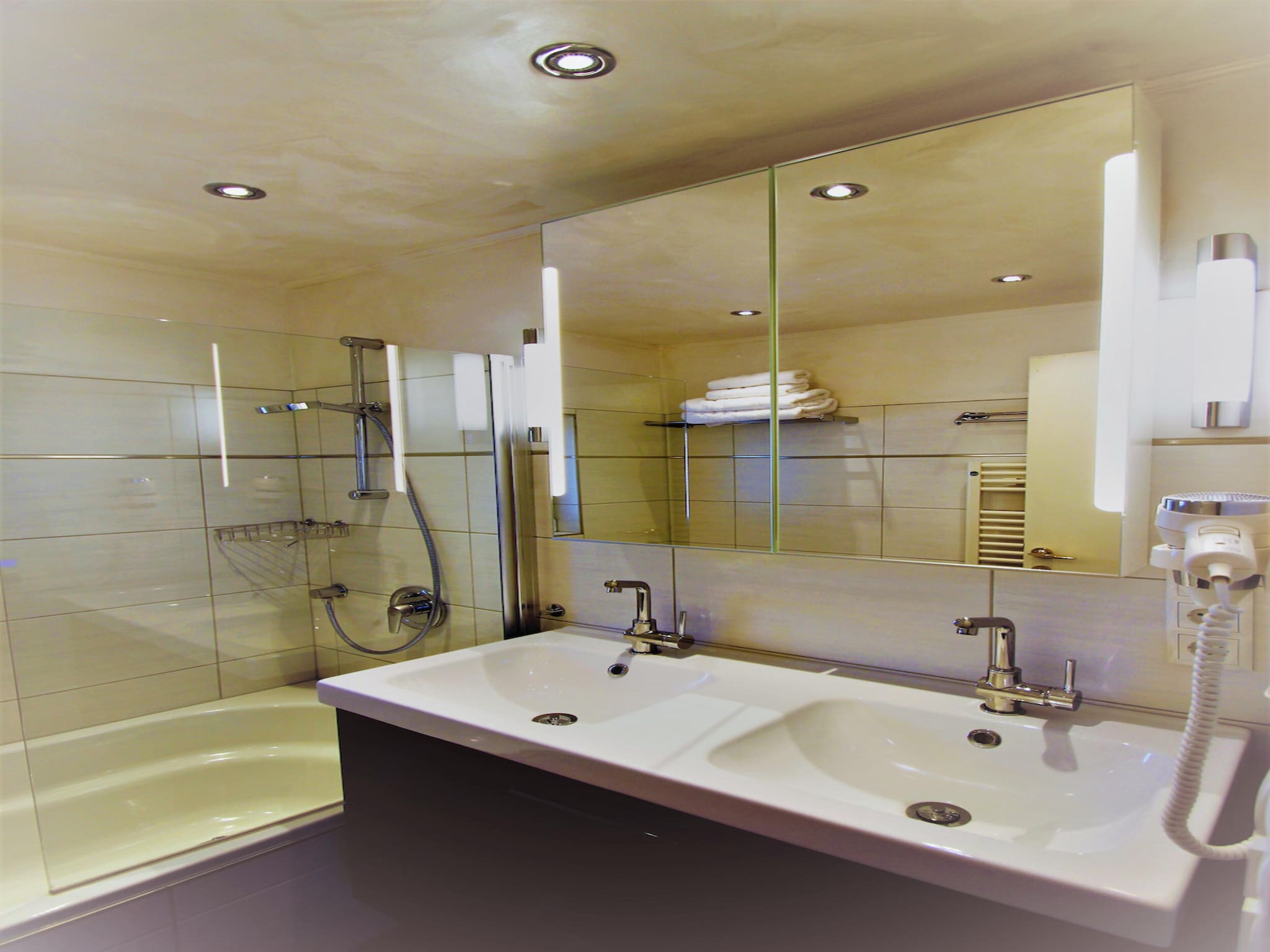 Ferienwohnung Menardi C