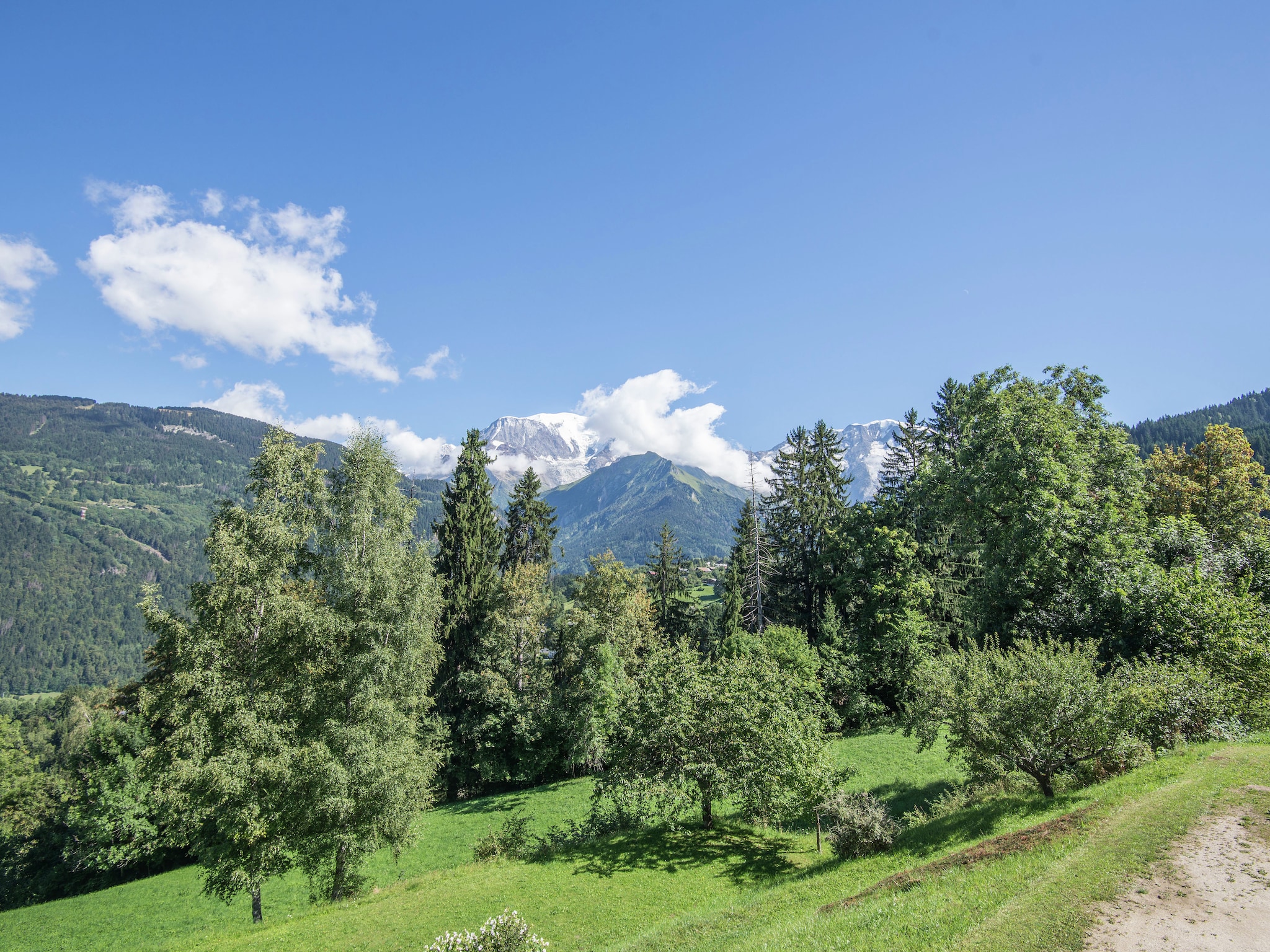 Ferienhaus Le Mont Blanc - Les Traces