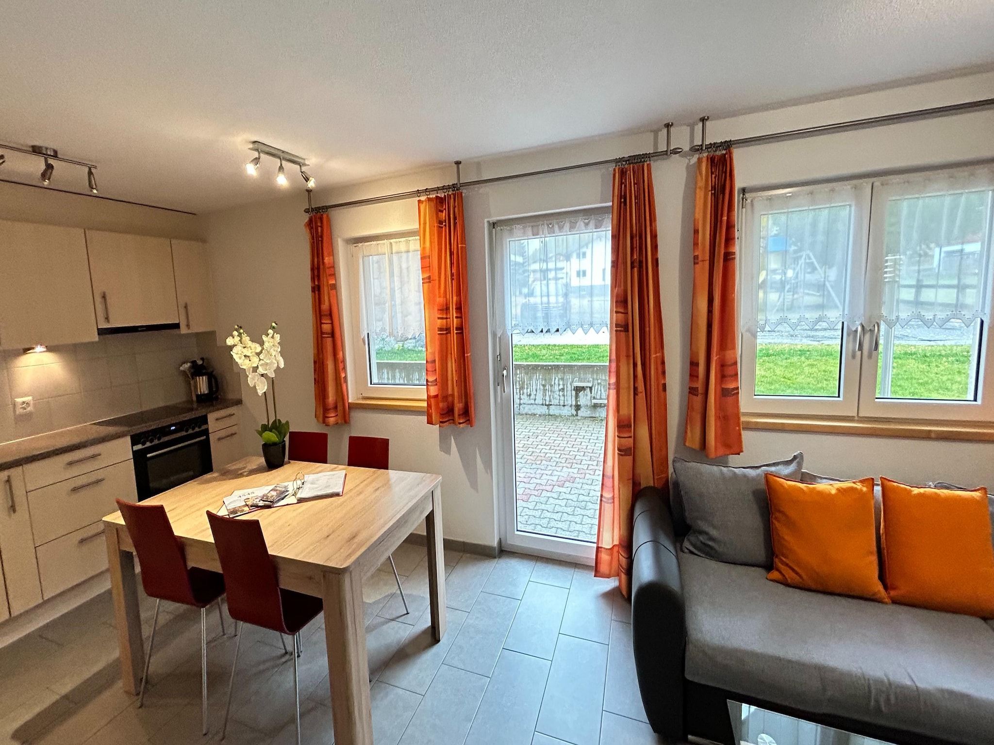Ferienwohnung Haus Alpenstern Wohnung Älpi